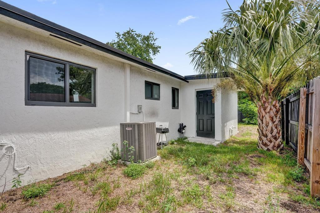 Lauderdale Homesites Firs - Residential Income