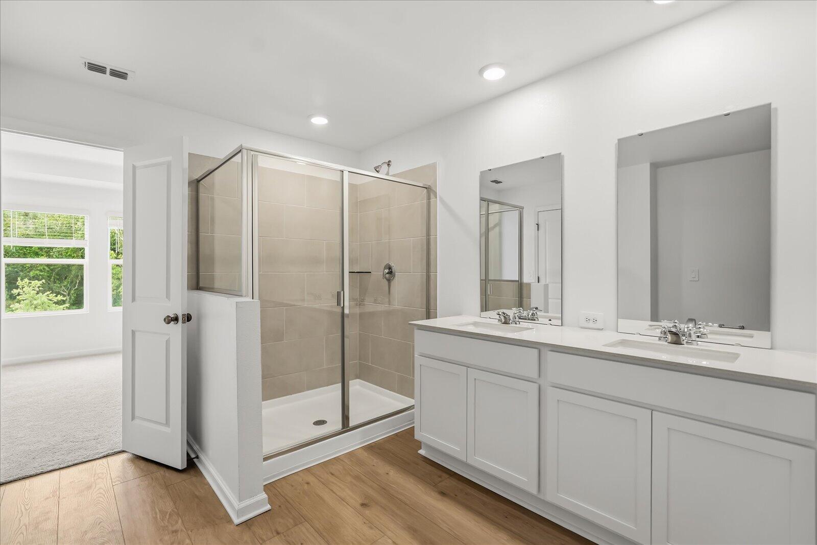 EDGEWATER CROSS PRAIRIE PH 1 - Residential Lease