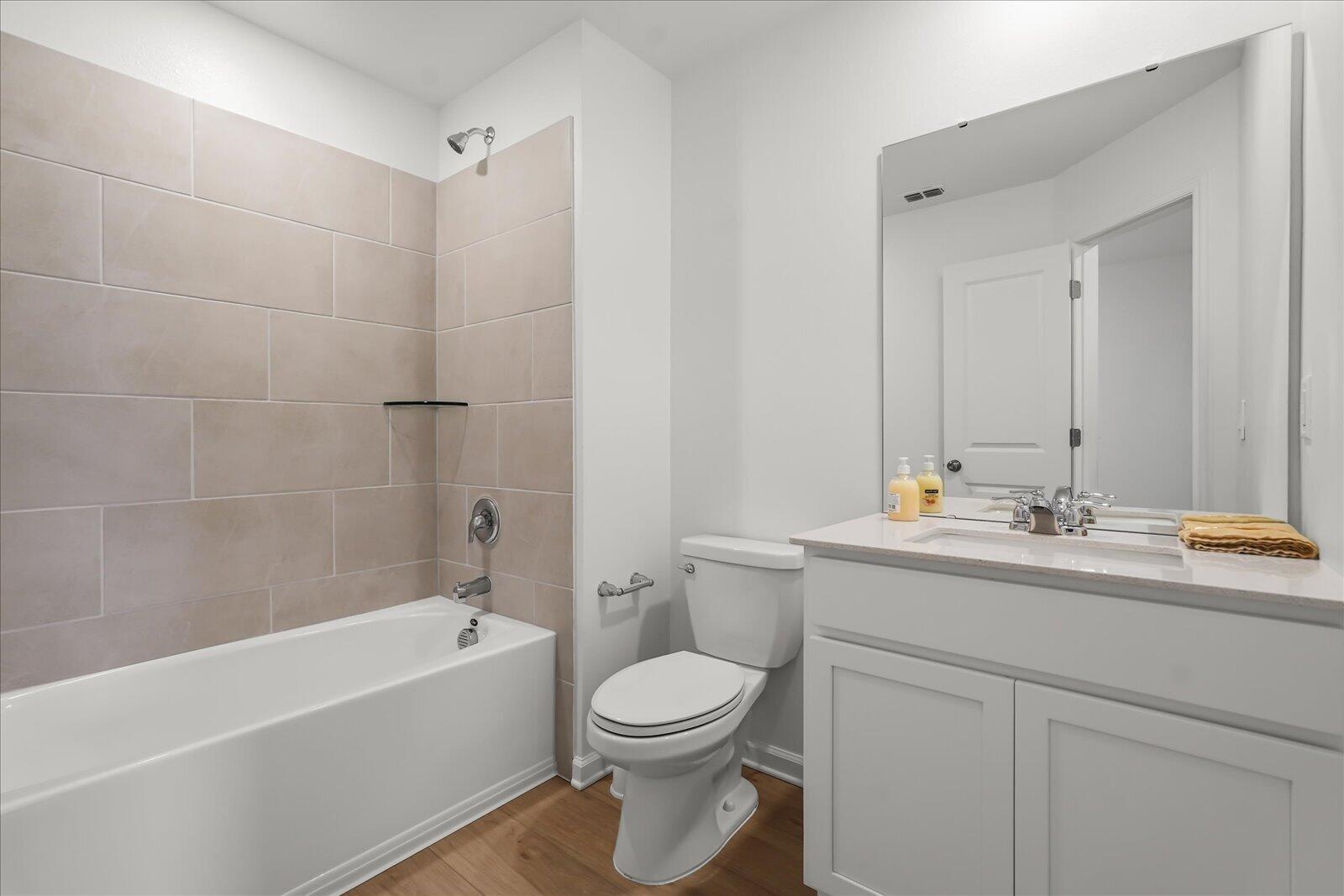 EDGEWATER CROSS PRAIRIE PH 1 - Residential Lease