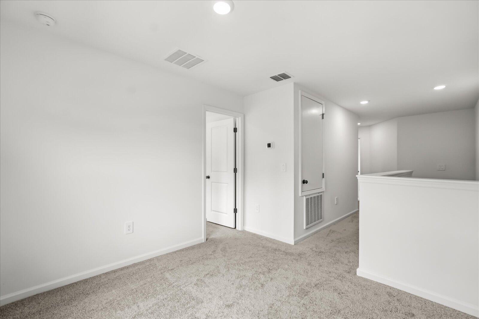 EDGEWATER CROSS PRAIRIE PH 1 - Residential Lease