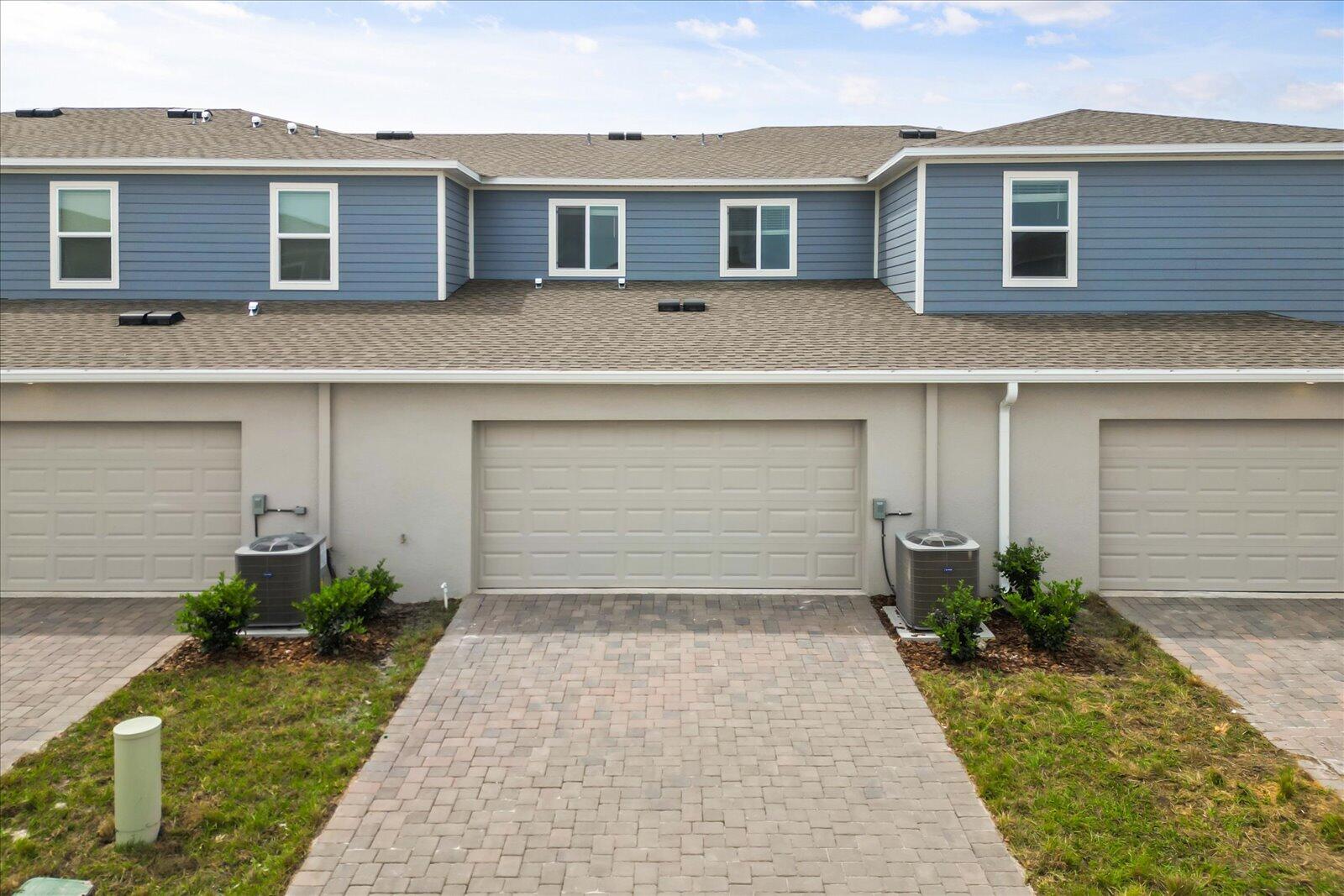 EDGEWATER CROSS PRAIRIE PH 1 - Residential Lease