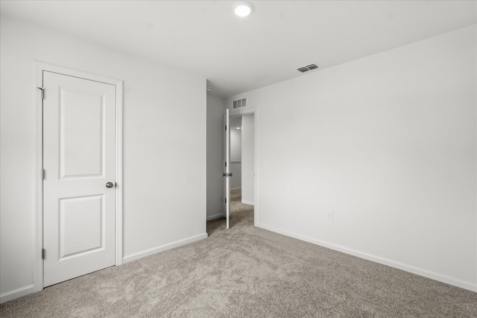 EDGEWATER CROSS PRAIRIE PH 1 - Residential Lease