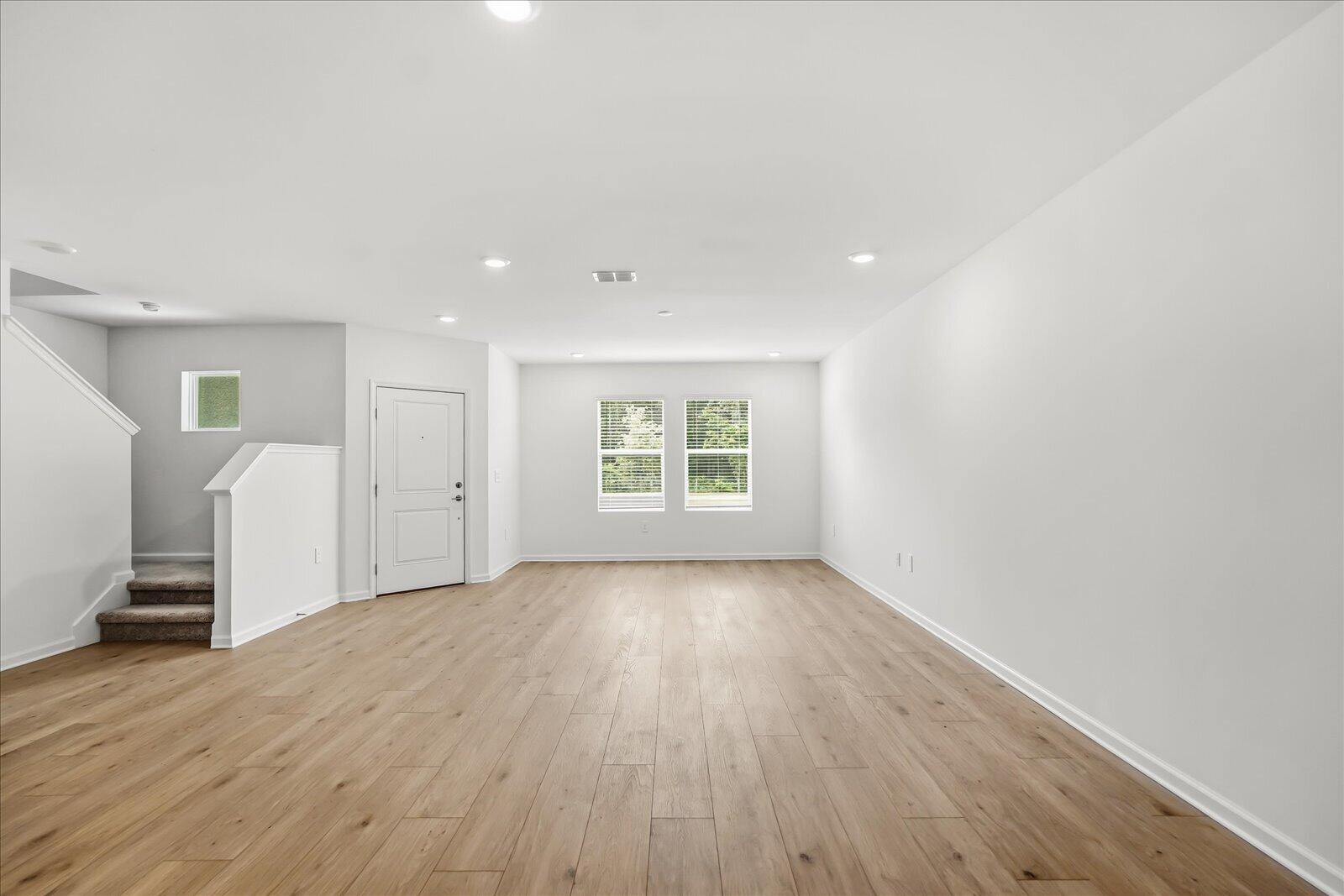 EDGEWATER CROSS PRAIRIE PH 1 - Residential Lease