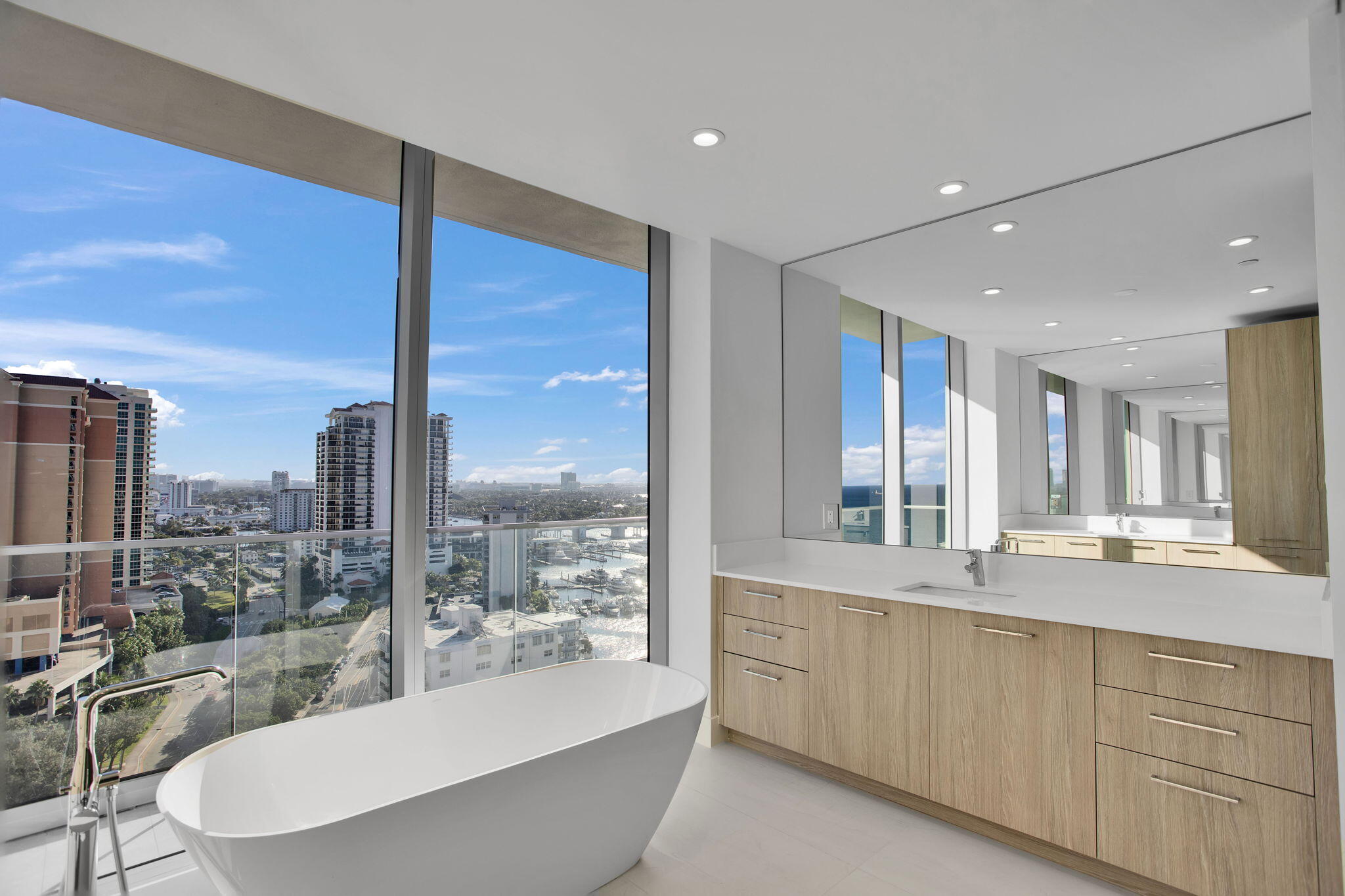 Selene Oceanfront Residences - Residential