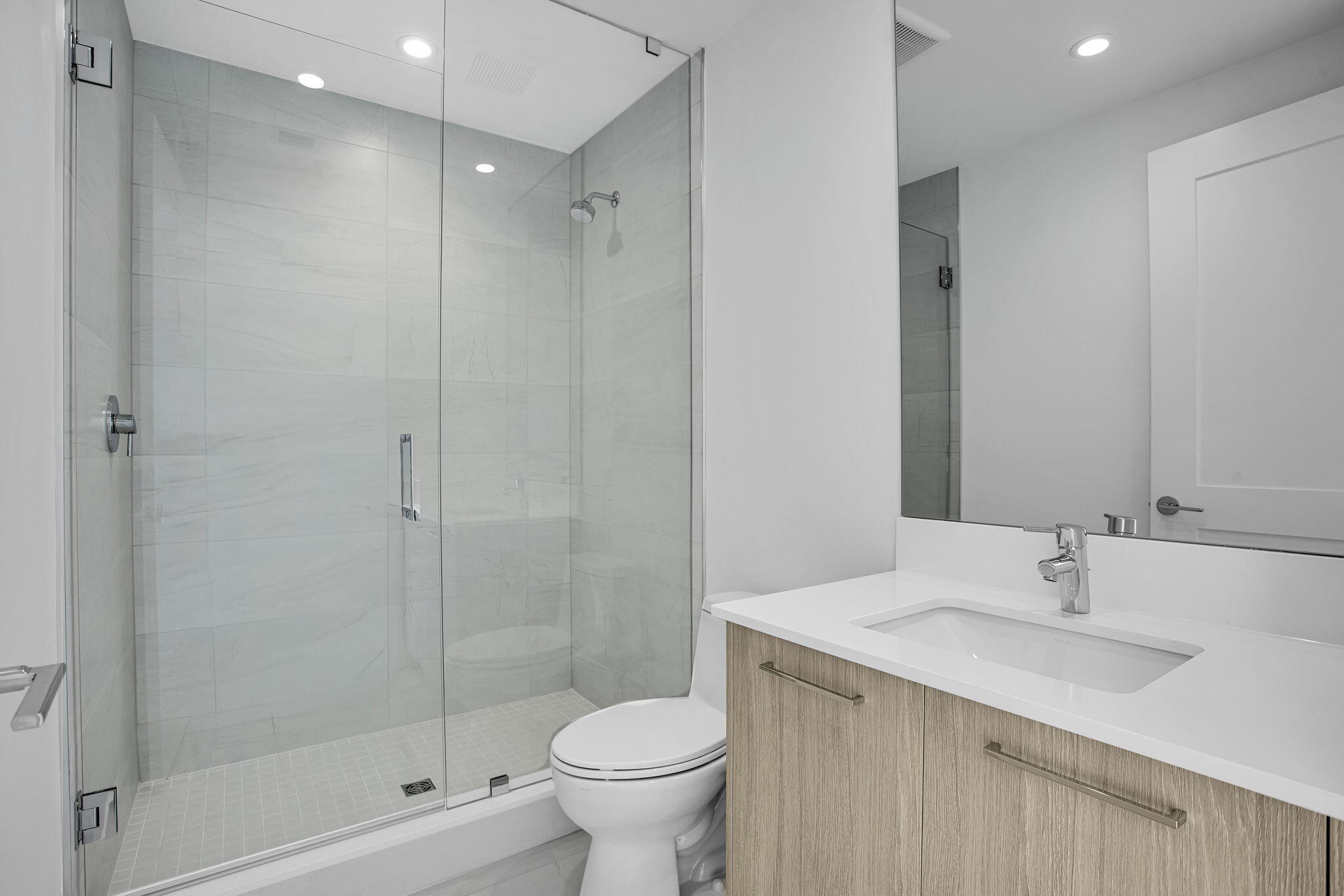 Selene Oceanfront Residences - Residential