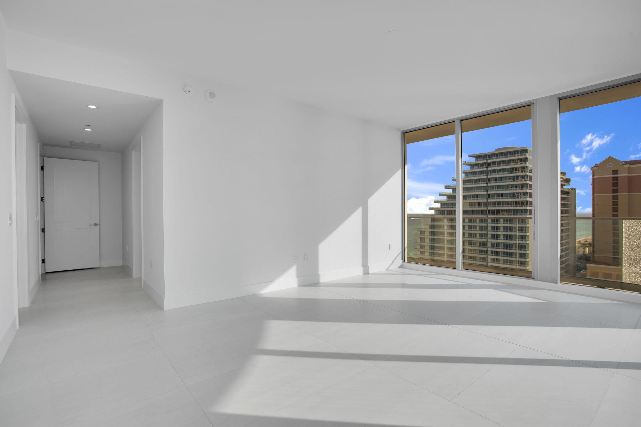 Selene Oceanfront Residences - Residential