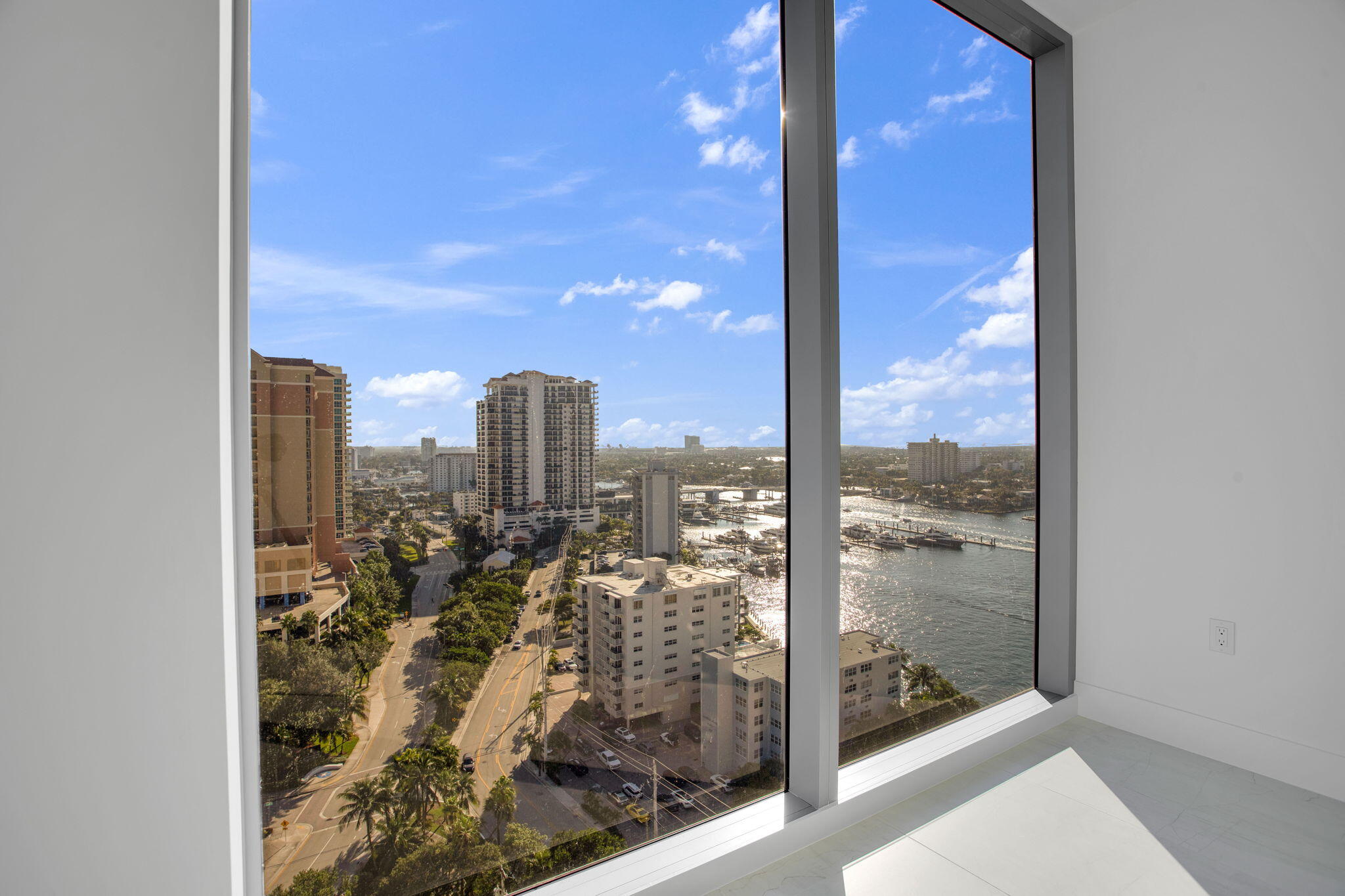 Selene Oceanfront Residences - Residential