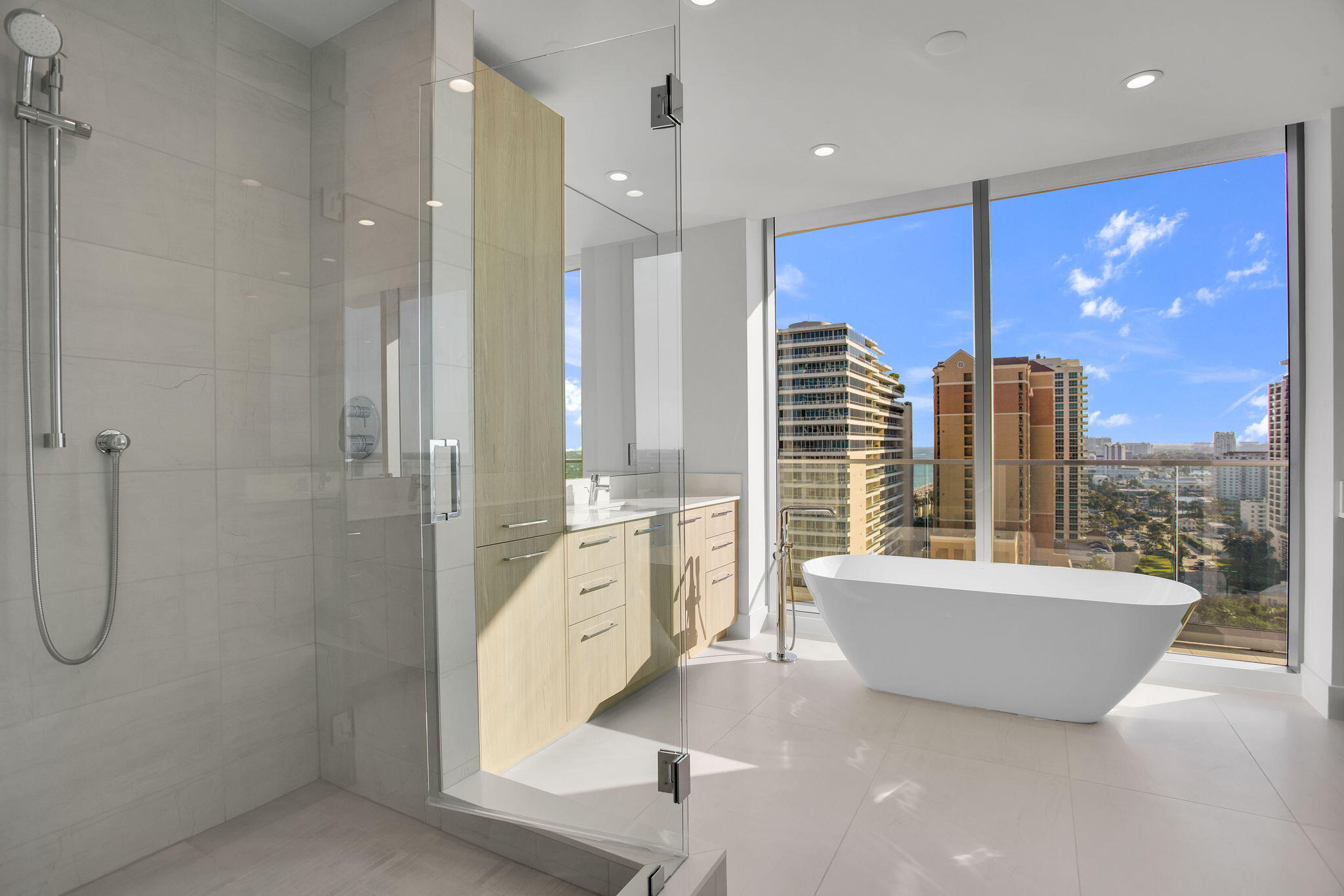 Selene Oceanfront Residences - Residential