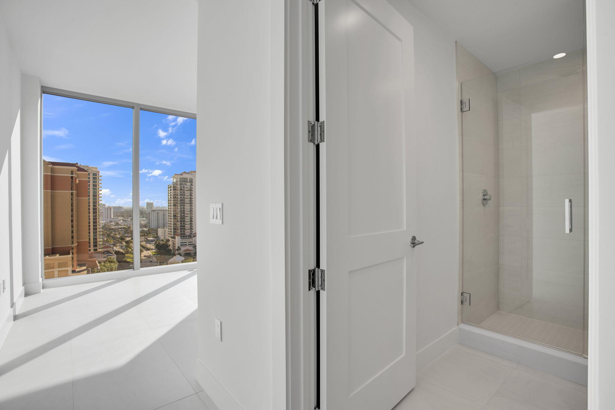 Selene Oceanfront Residences - Residential