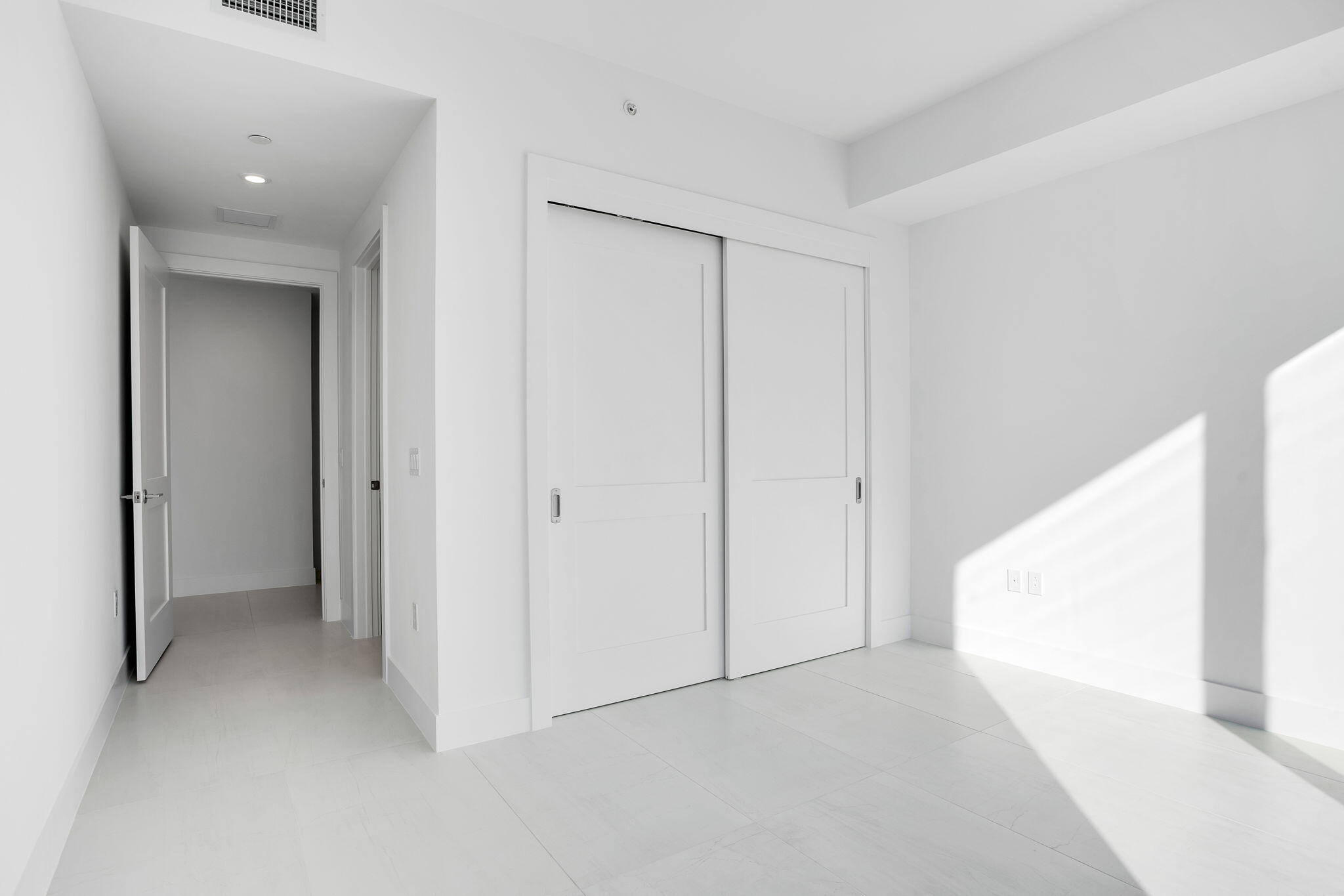 Selene Oceanfront Residences - Residential