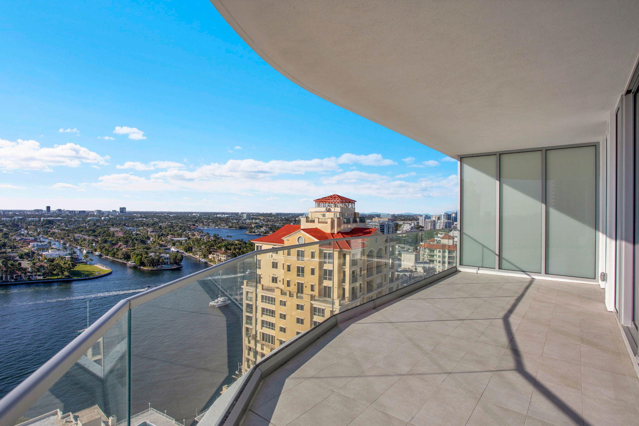 Selene Oceanfront Residences - Residential