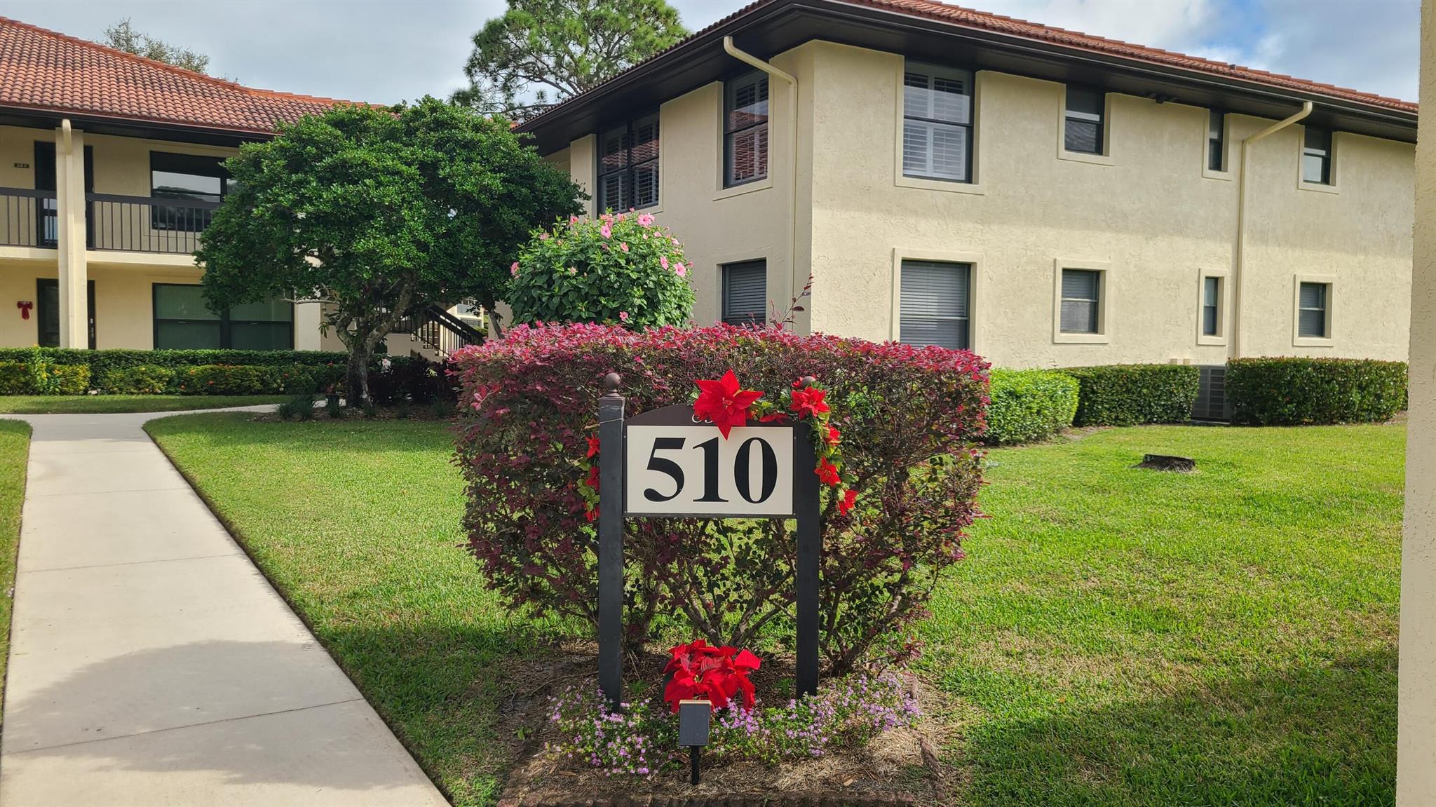 510 SW South River Drive 204