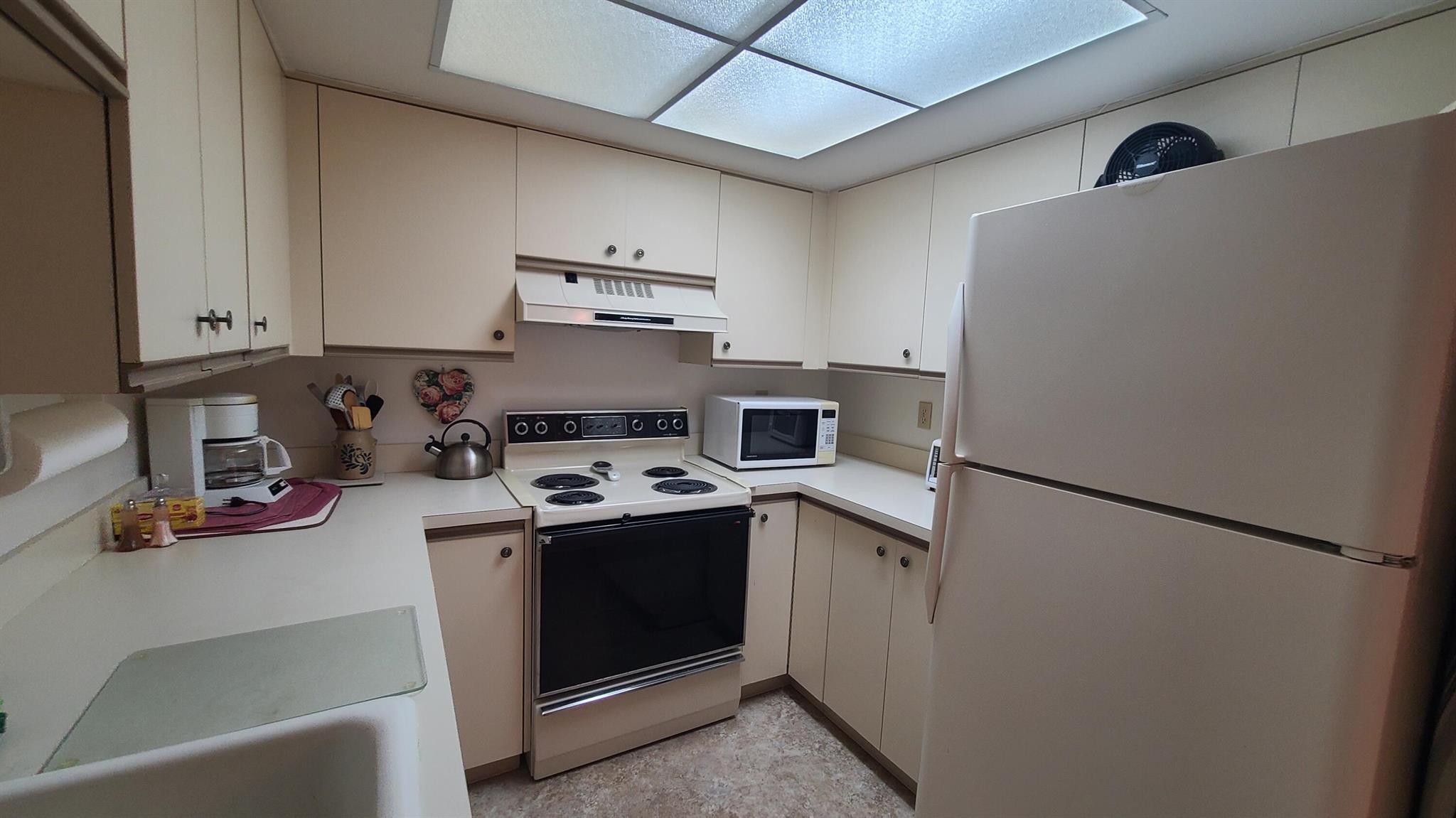 SOUTH RIVER VILLAGE CONDO - Residential