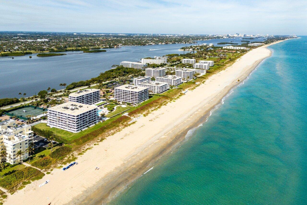 BEACH POINT CONDO - Residential