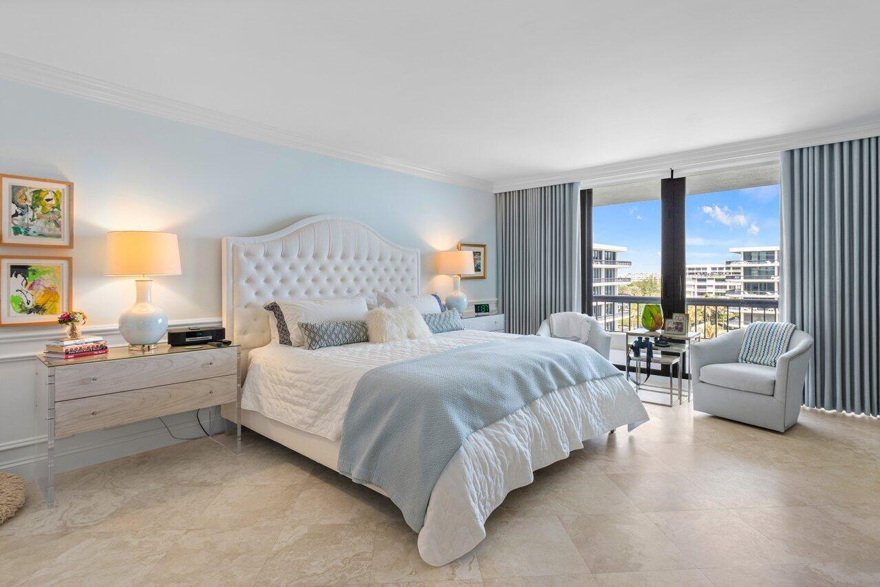 BEACH POINT CONDO - Residential