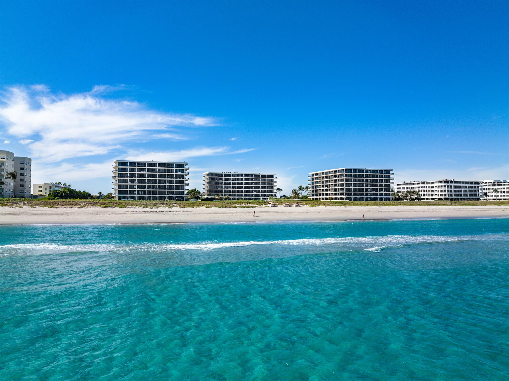 BEACH POINT CONDO - Residential