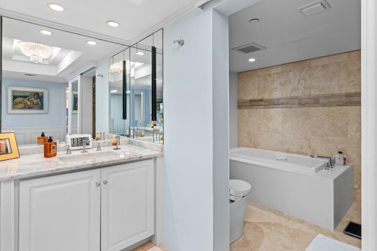 BEACH POINT CONDO - Residential