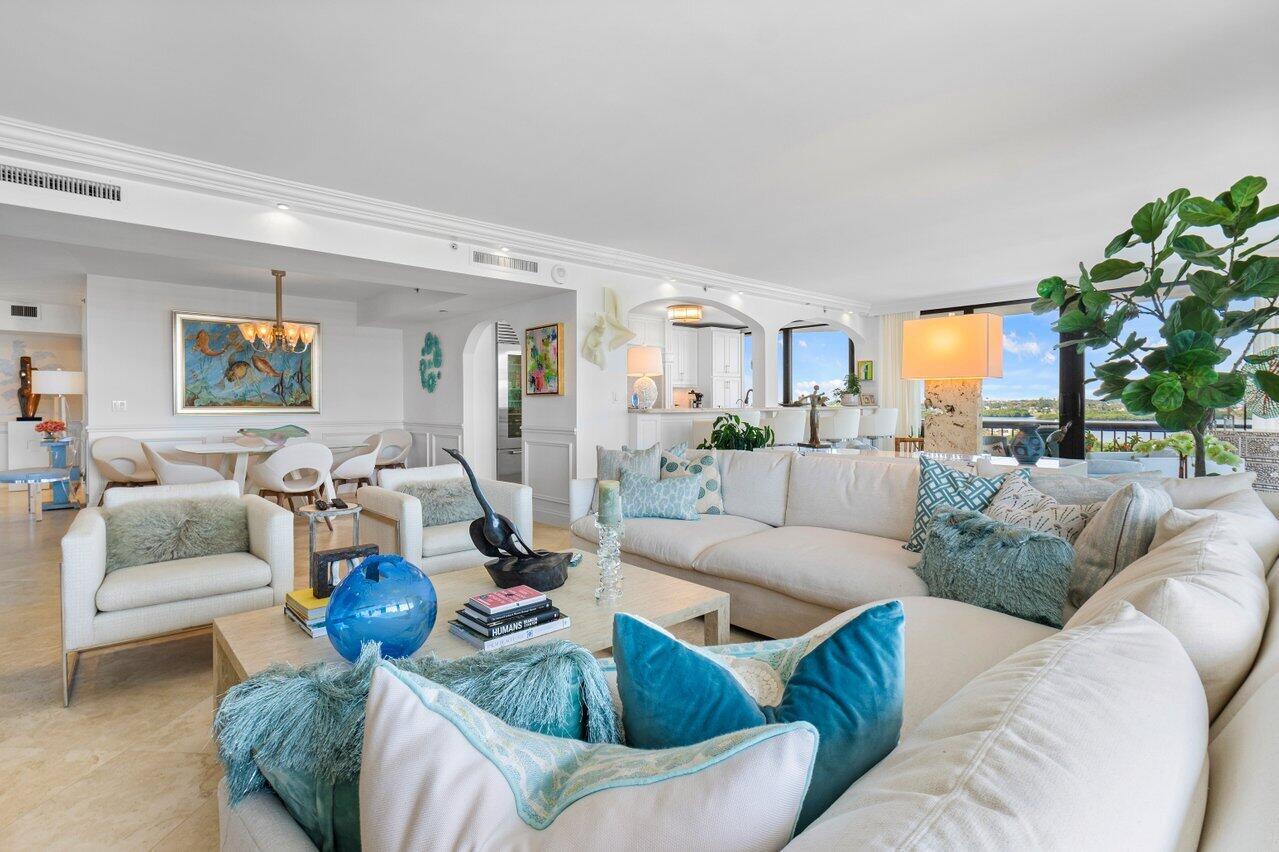 BEACH POINT CONDO - Residential