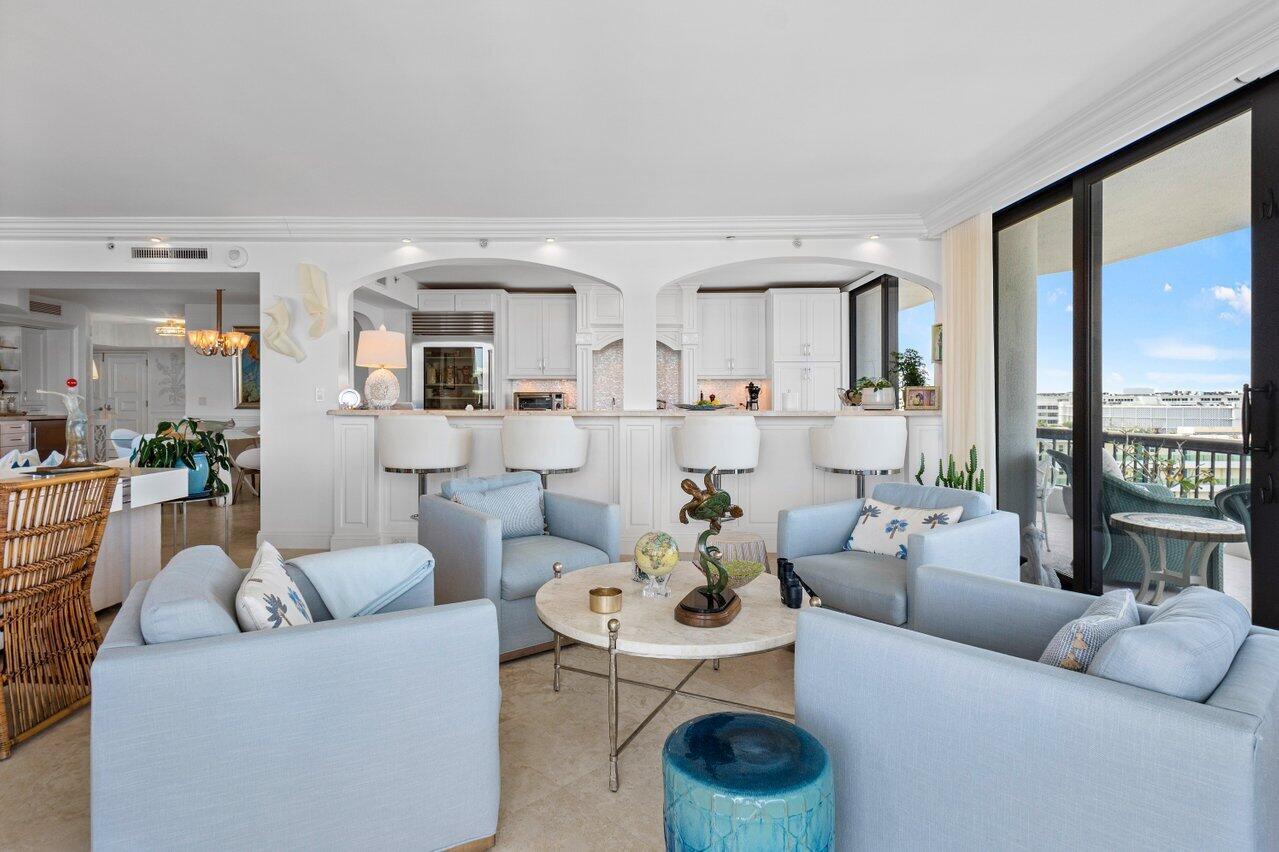 BEACH POINT CONDO - Residential