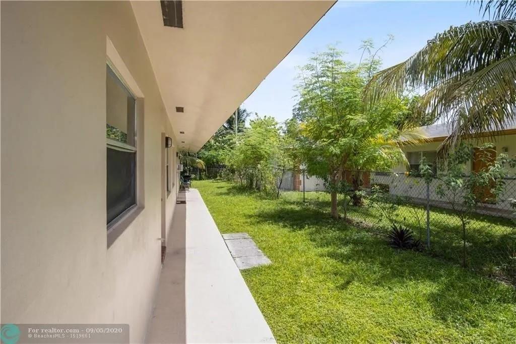 1142 NW 6th Ave