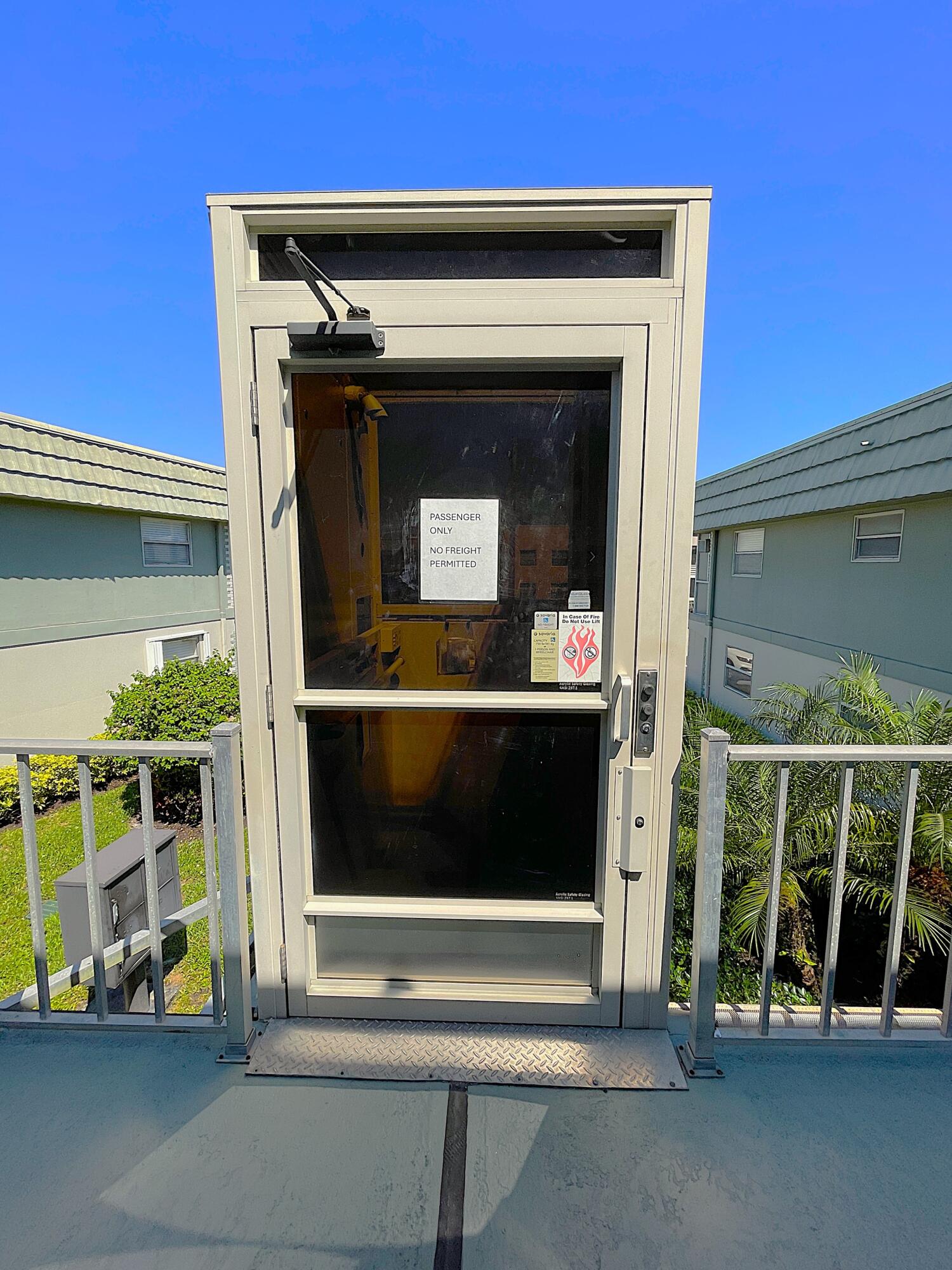 KINGS POINT FLANDERS CONDOS - Residential