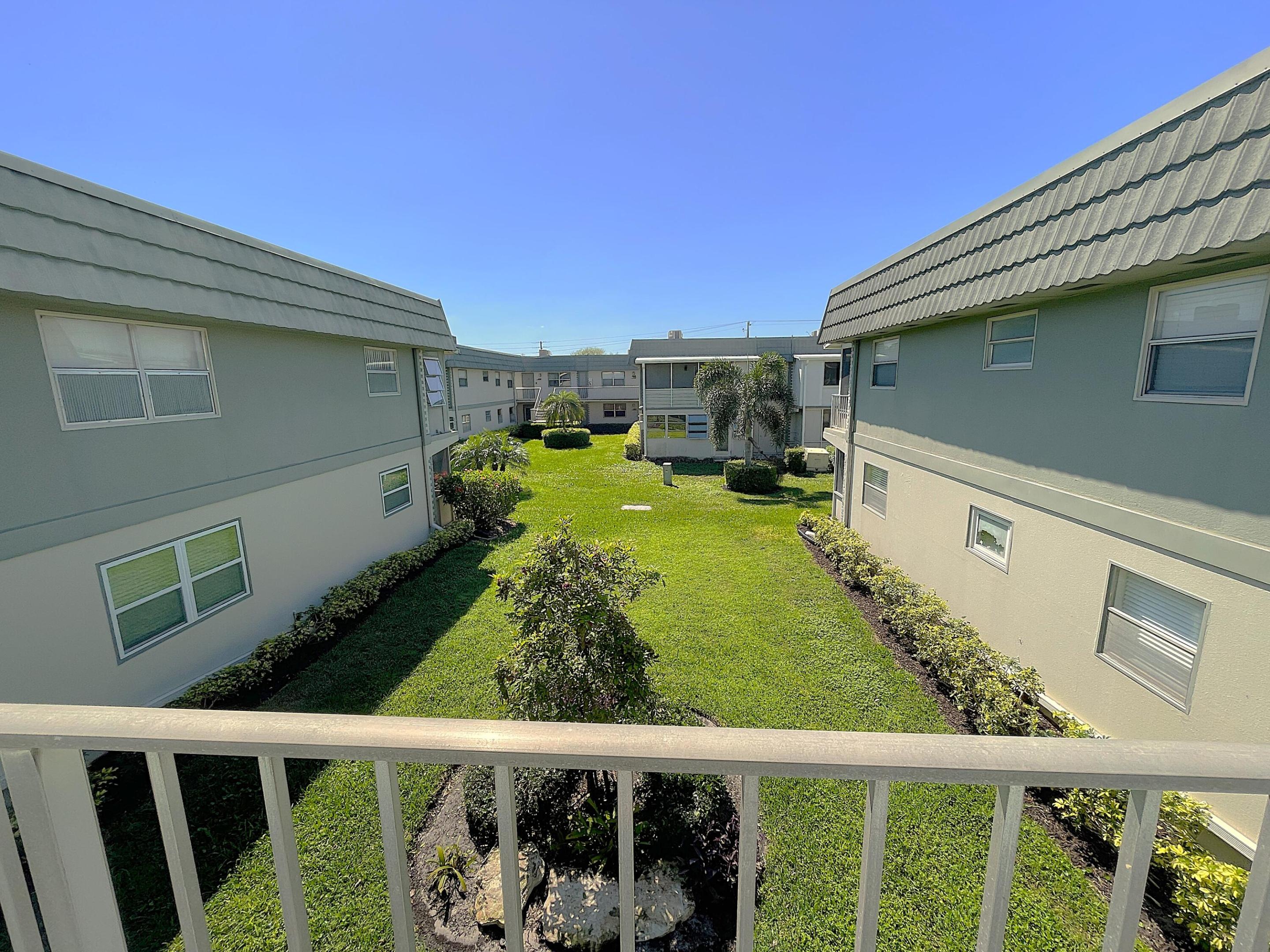 KINGS POINT FLANDERS CONDOS - Residential