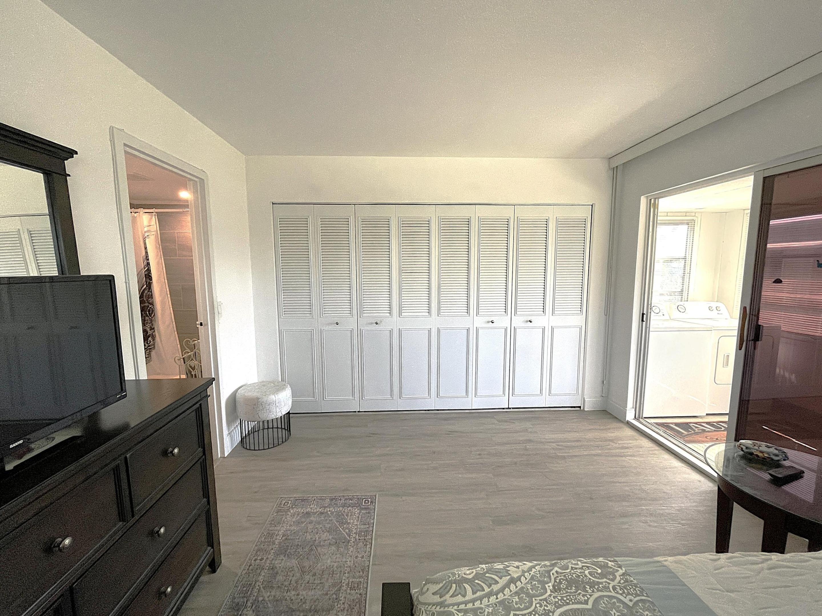 KINGS POINT FLANDERS CONDOS - Residential