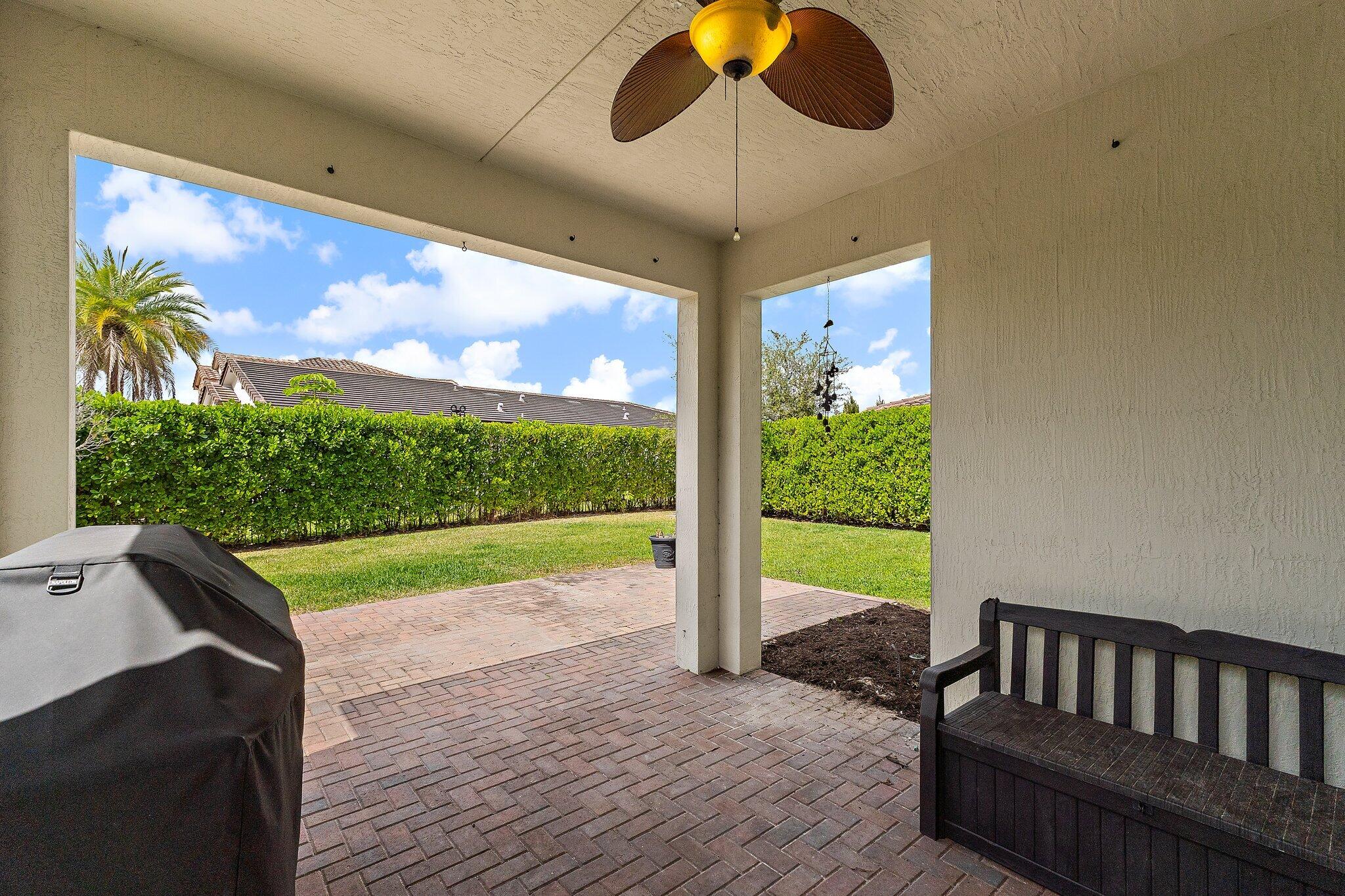 CRESTWOOD NORTH - Residential