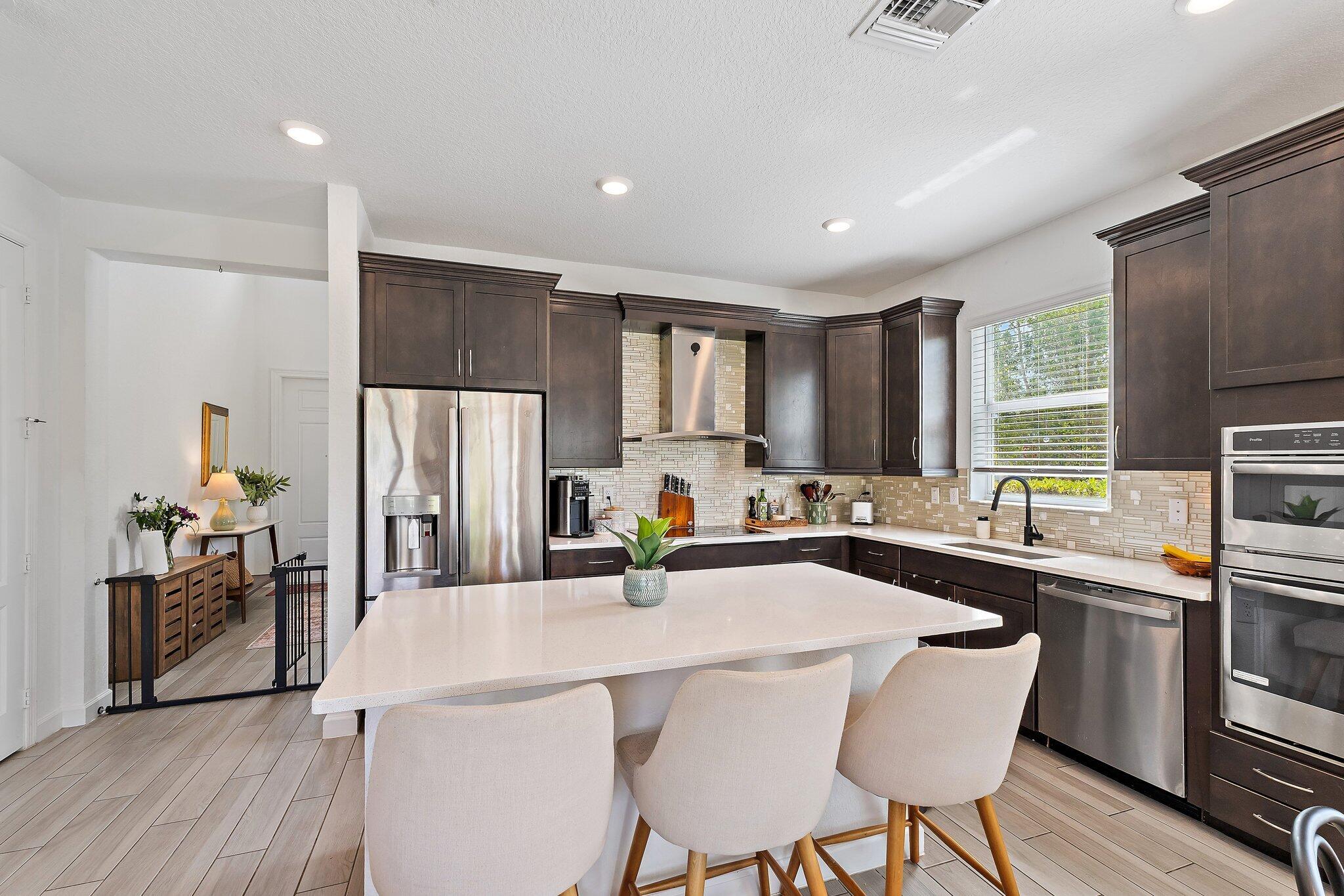 CRESTWOOD NORTH - Residential