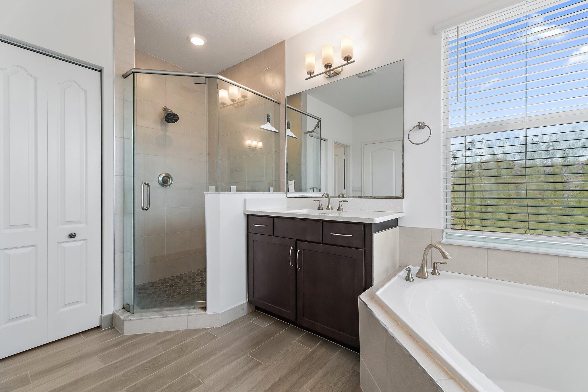 CRESTWOOD NORTH - Residential