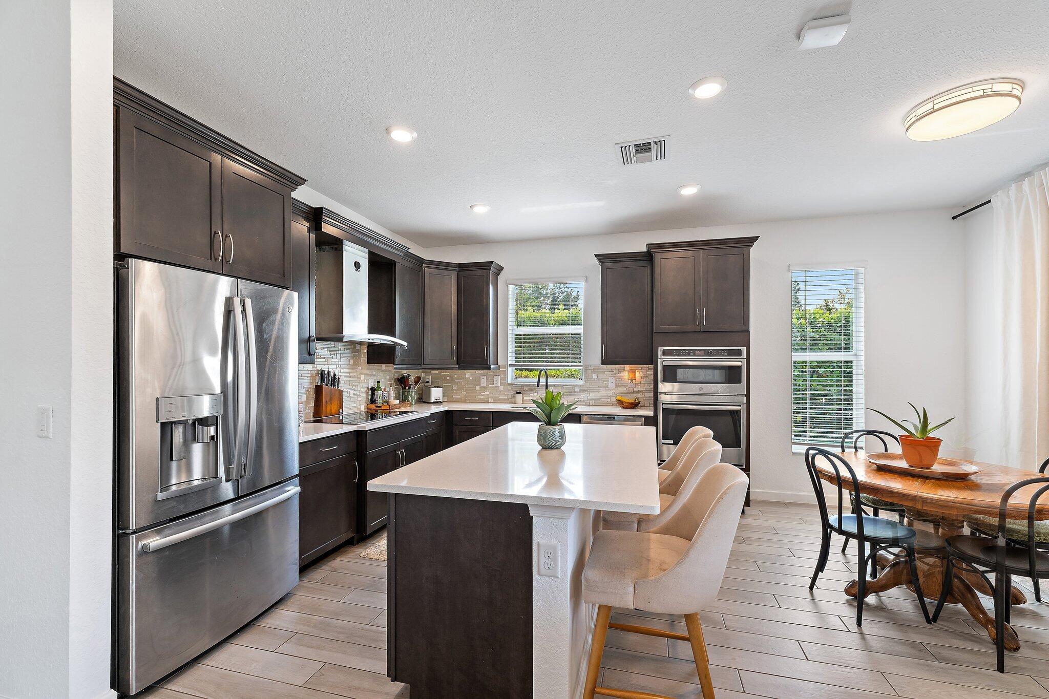 CRESTWOOD NORTH - Residential