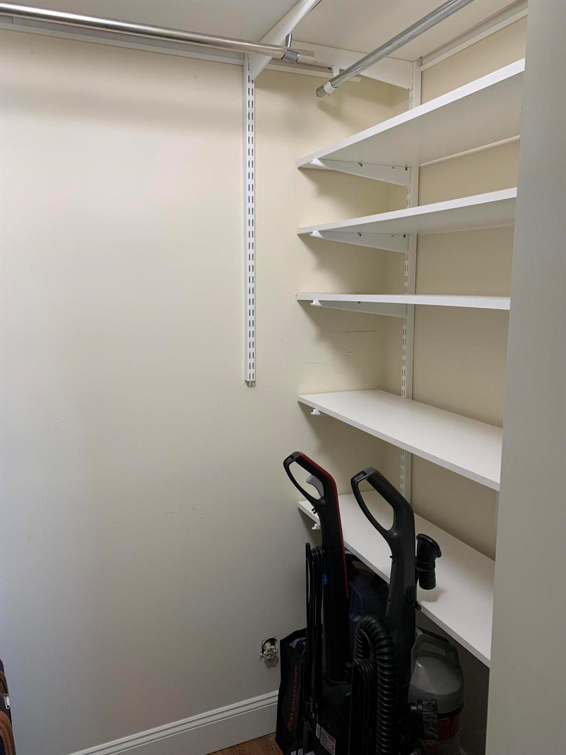 LIGHTHOUSE POINT GARDENS - Residential