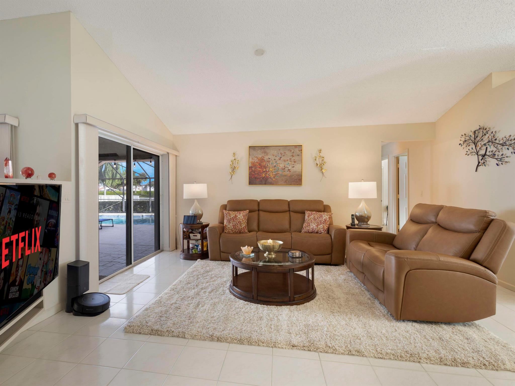 WINSTON TRAILS - Residential