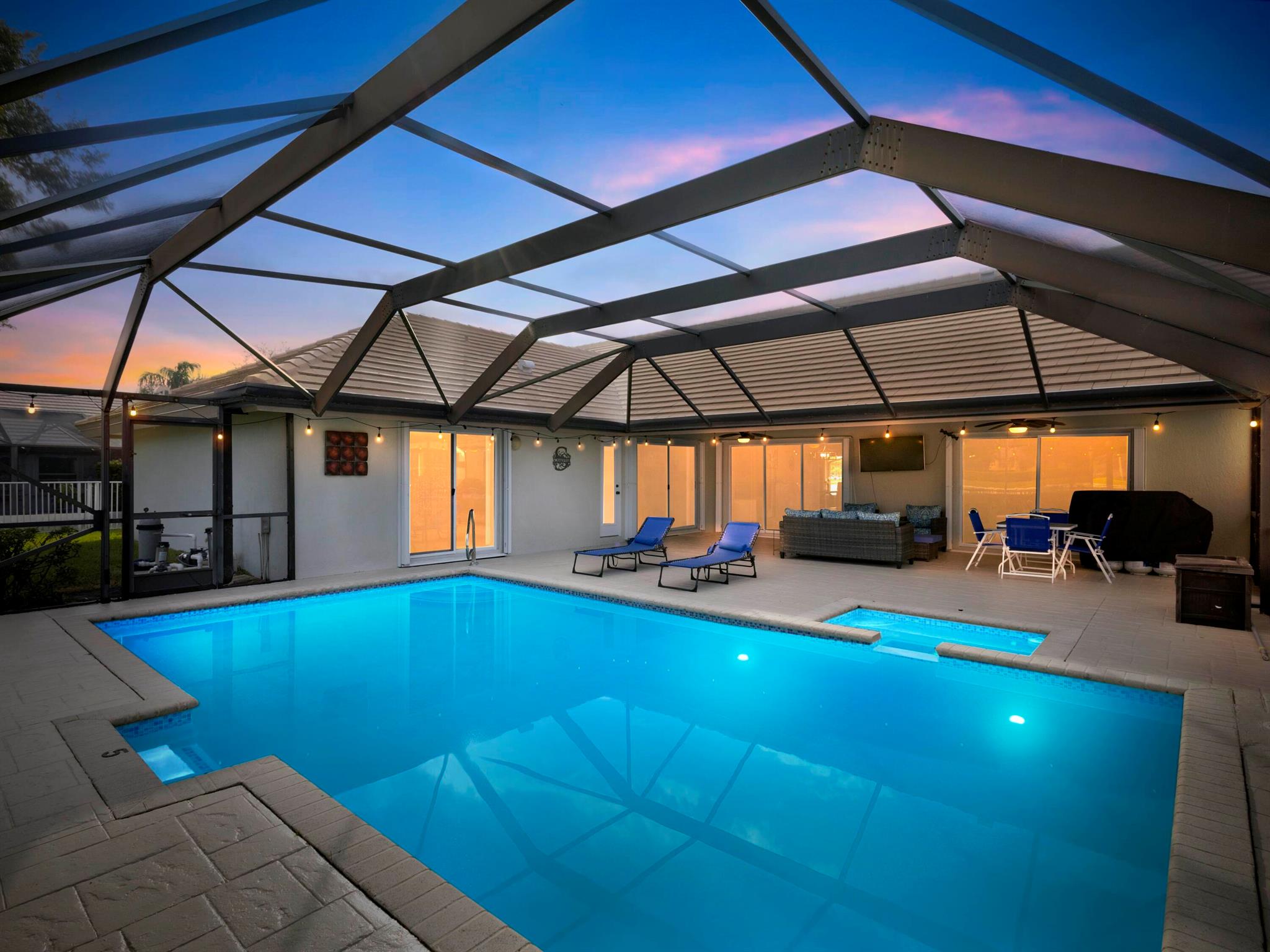 WINSTON TRAILS - Residential