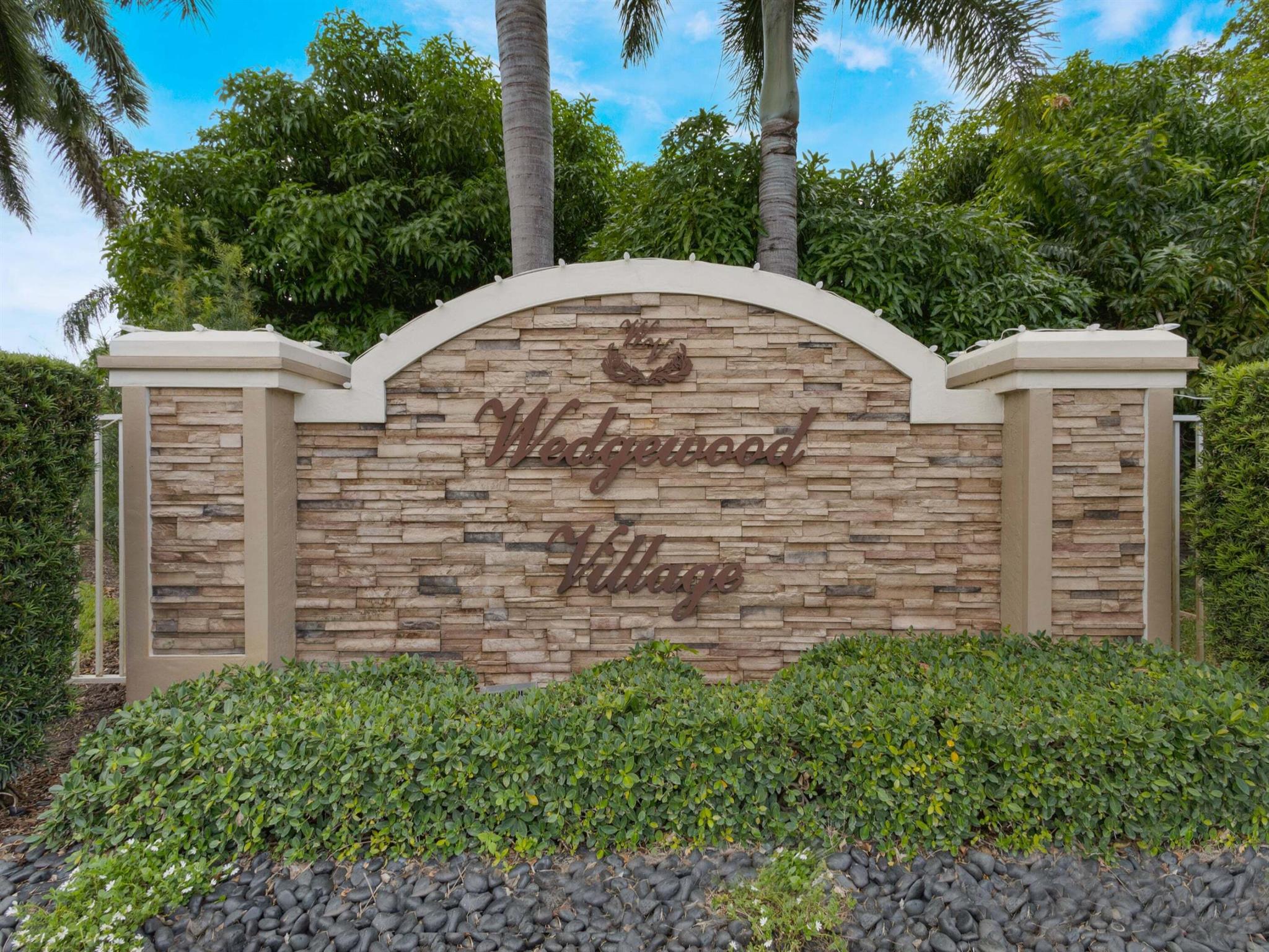 WINSTON TRAILS - Residential