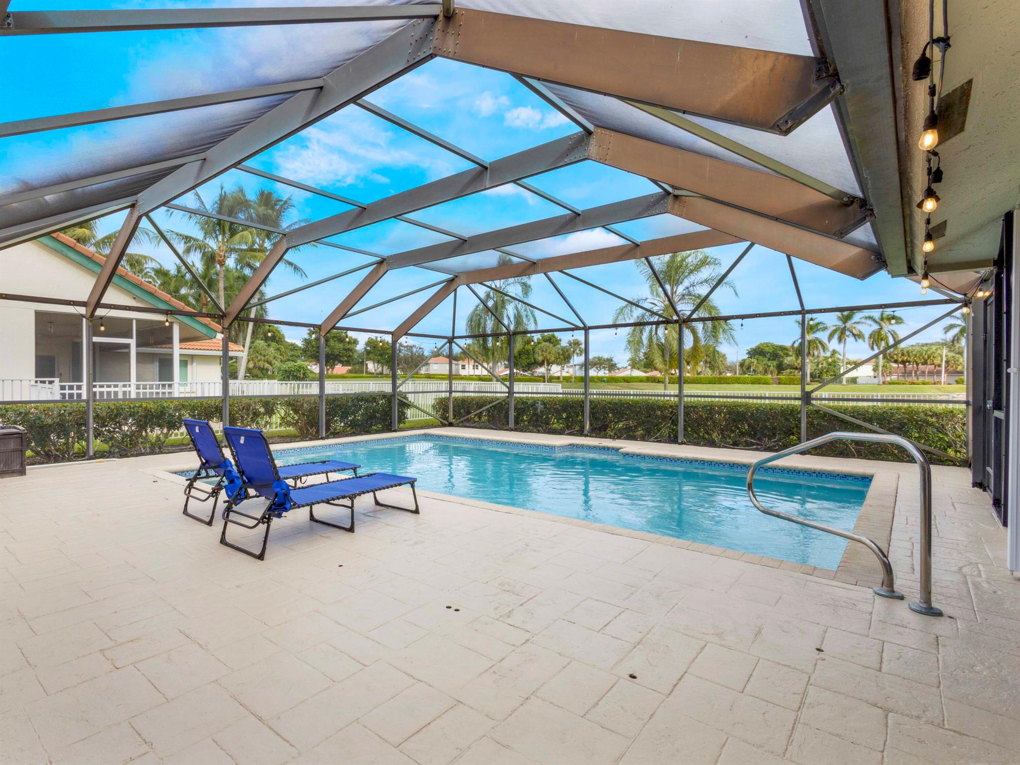 WINSTON TRAILS - Residential