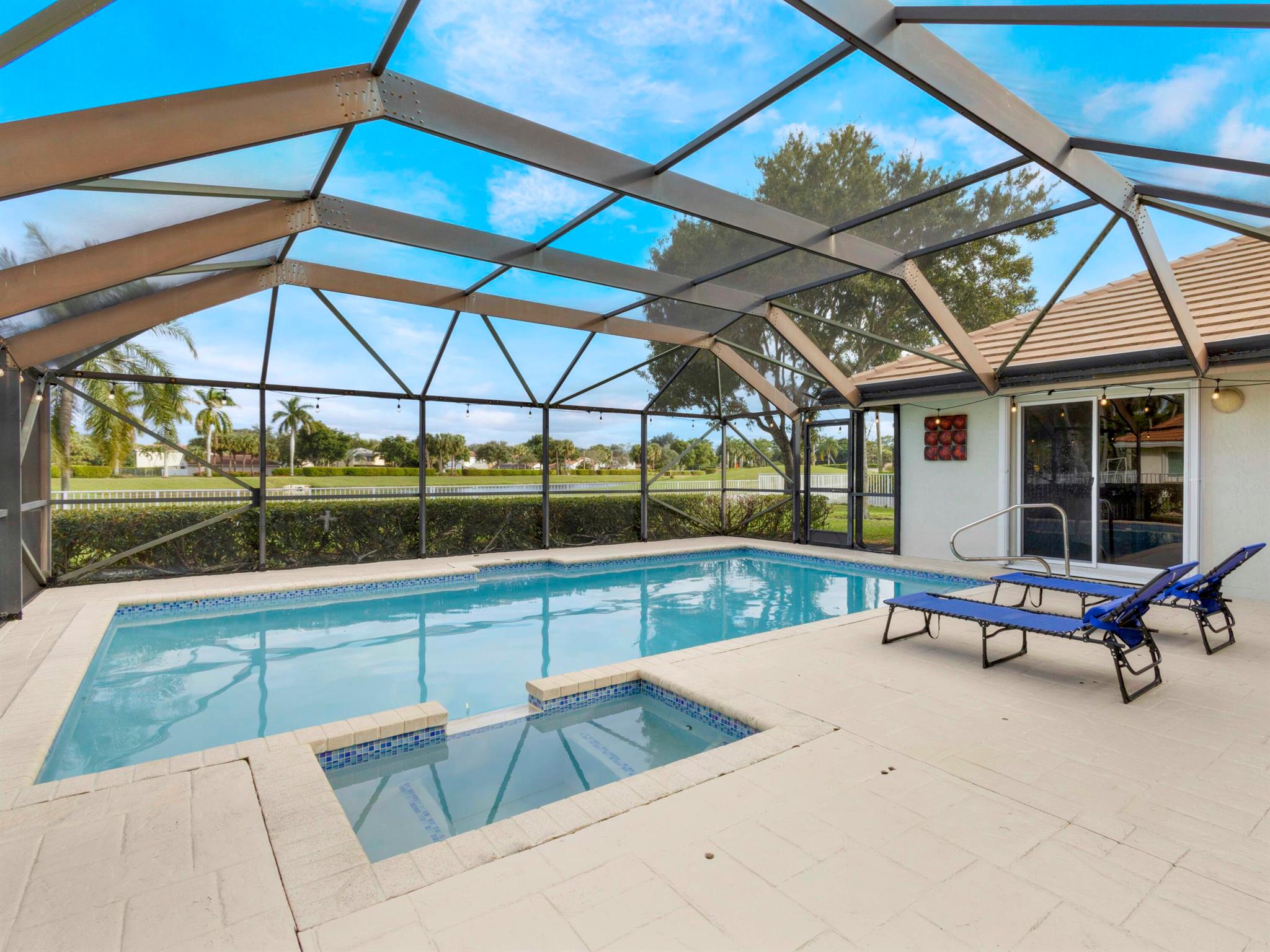 WINSTON TRAILS - Residential