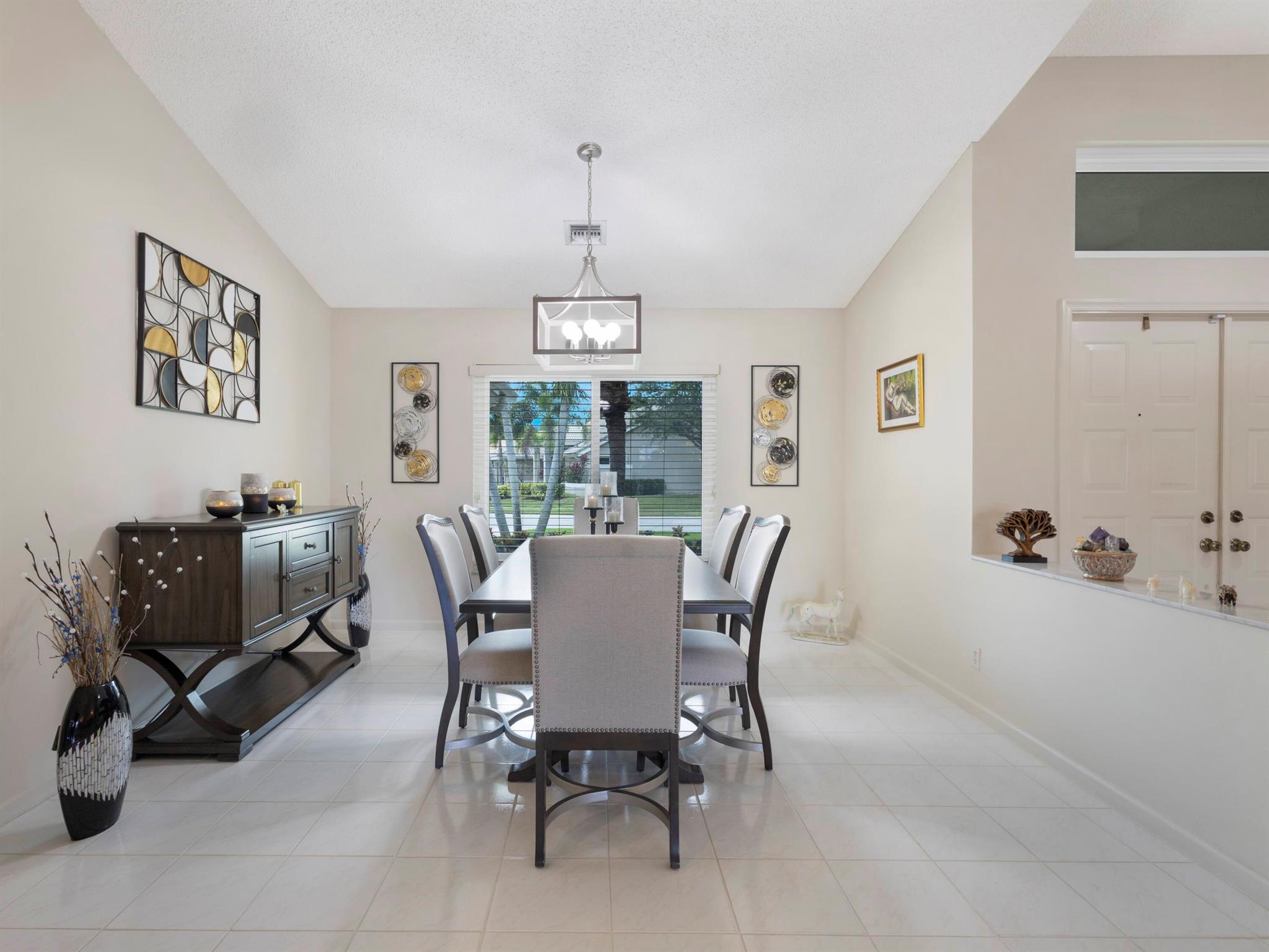 WINSTON TRAILS - Residential