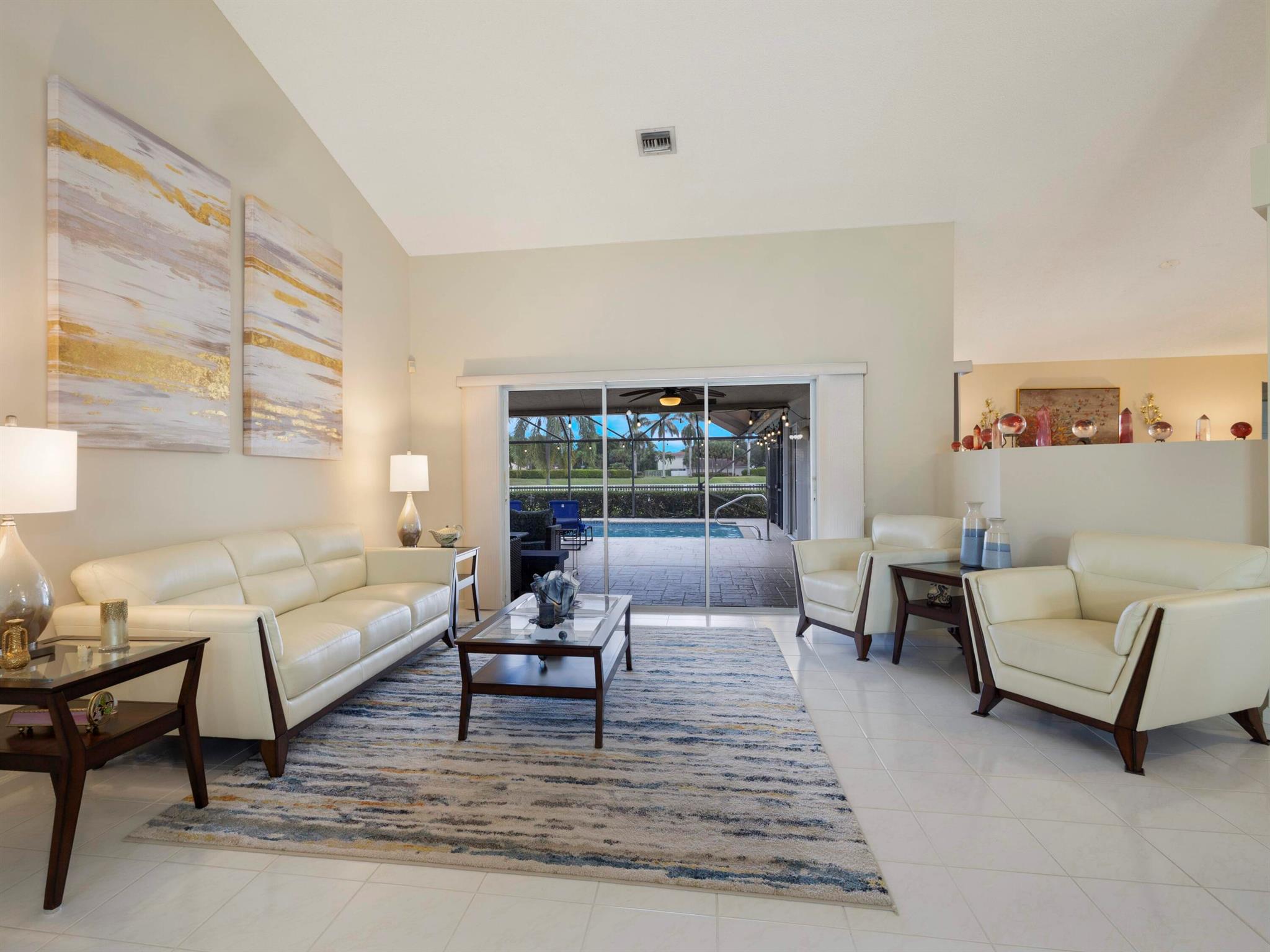 WINSTON TRAILS - Residential