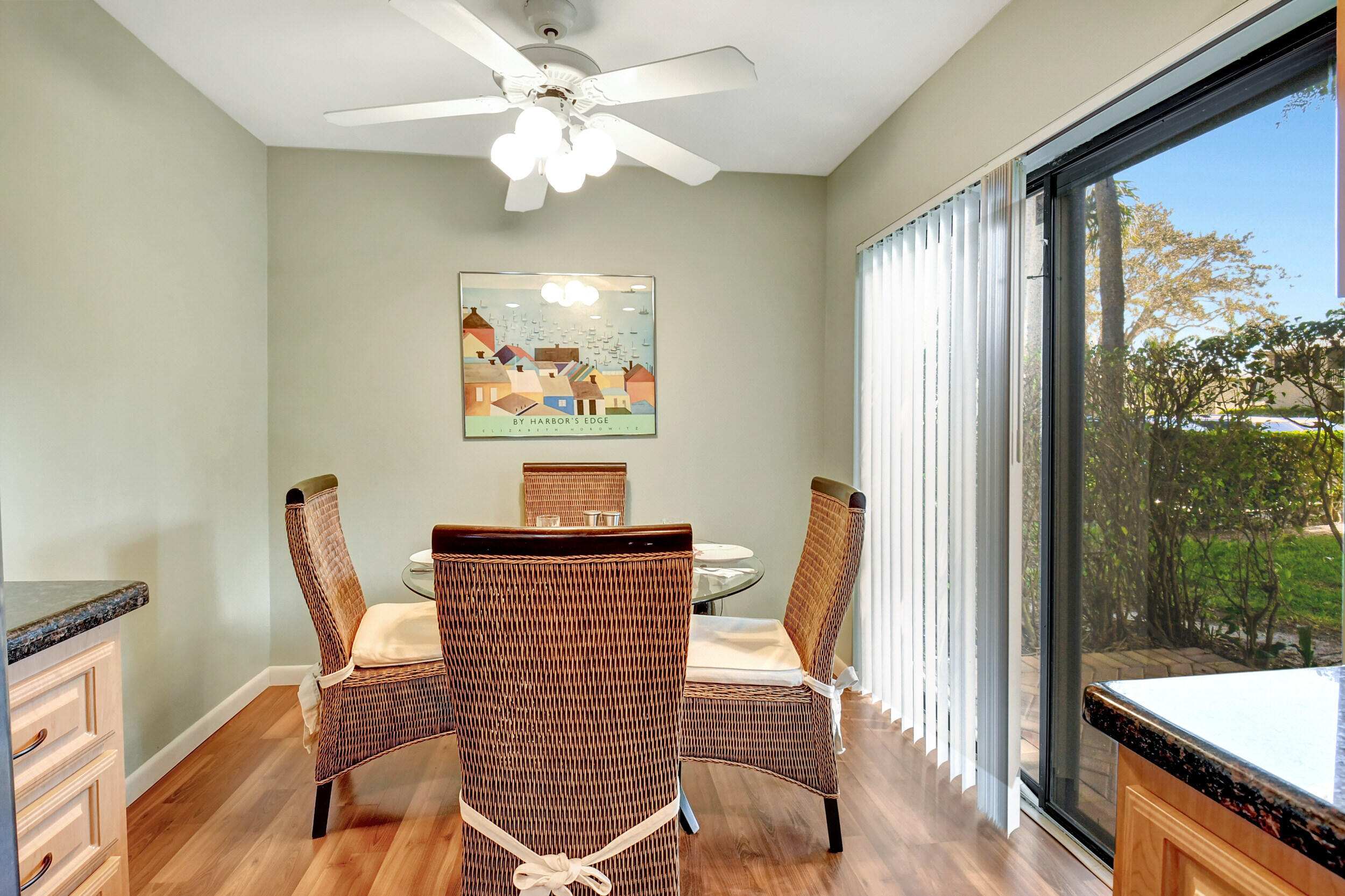 STRATFORD AT HUNTERS RUN CONDO - Residential