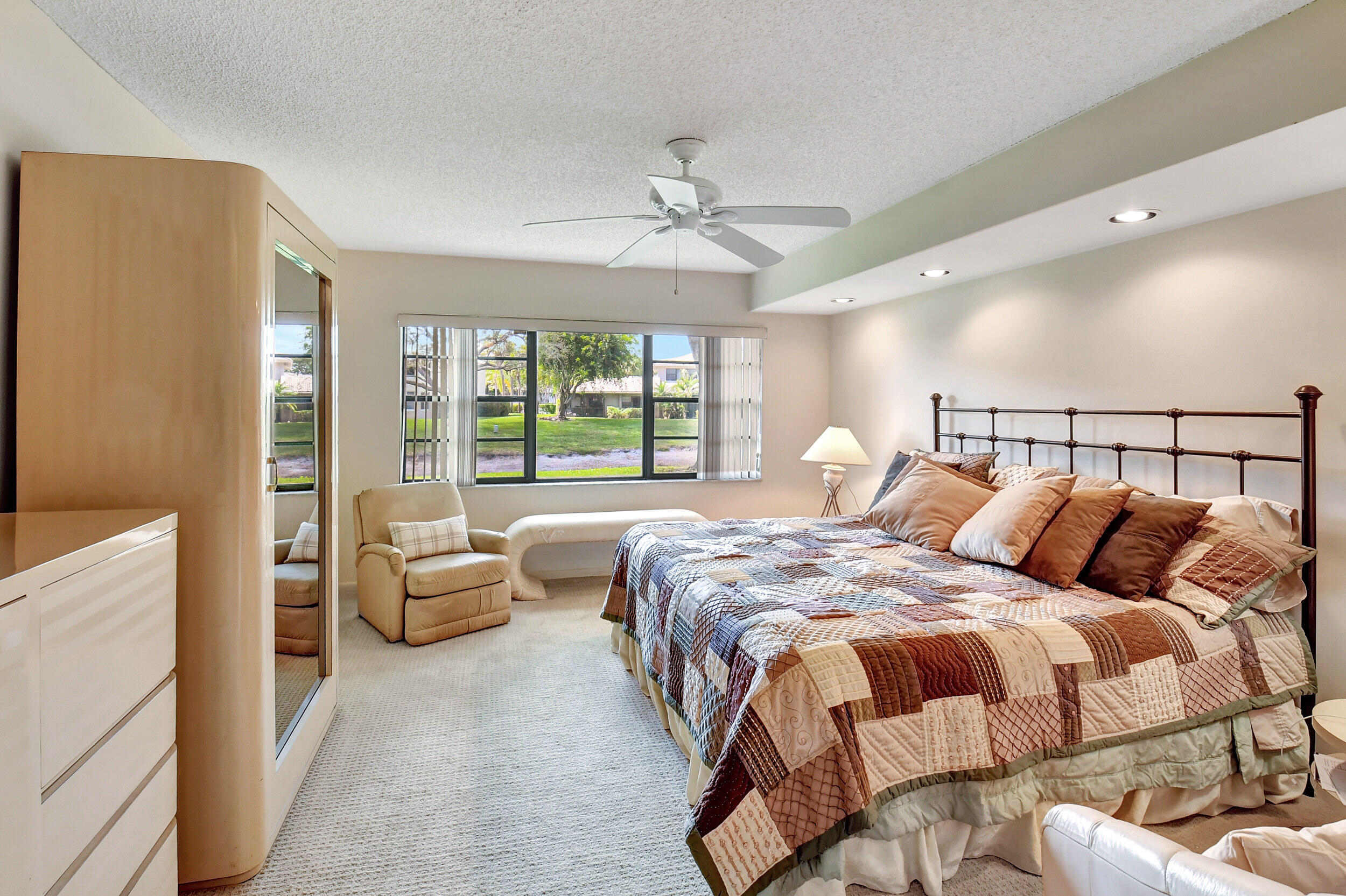 STRATFORD AT HUNTERS RUN CONDO - Residential