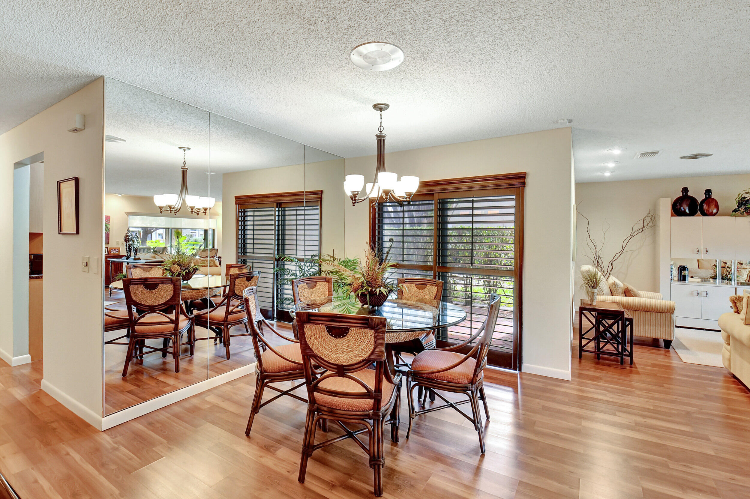 STRATFORD AT HUNTERS RUN CONDO - Residential