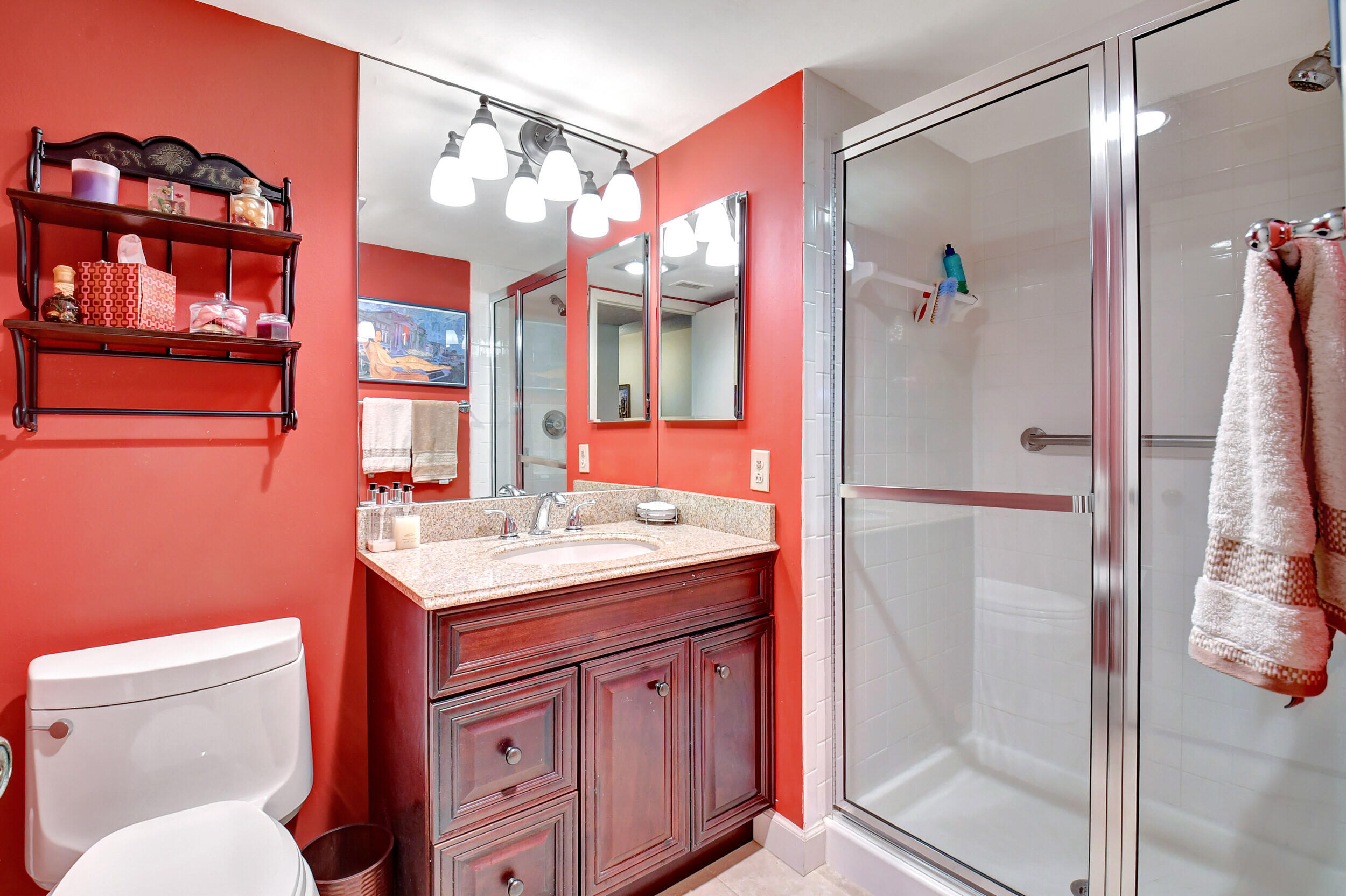 STRATFORD AT HUNTERS RUN CONDO - Residential