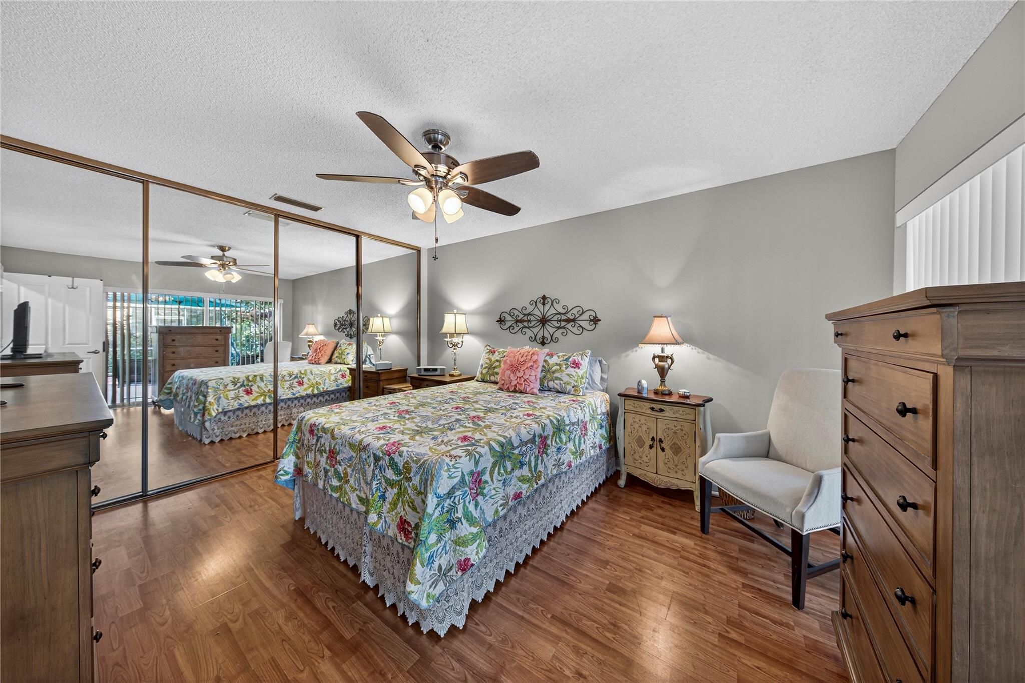 LAKE CATHERINE - Residential