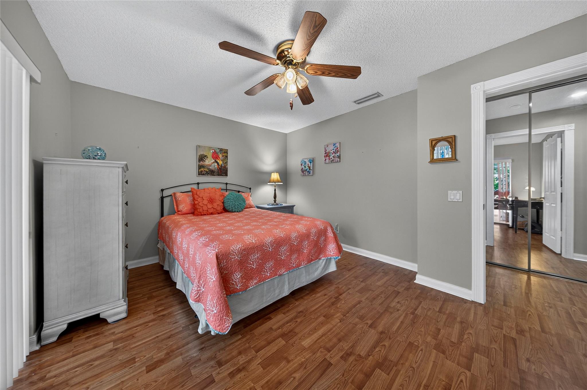 LAKE CATHERINE - Residential