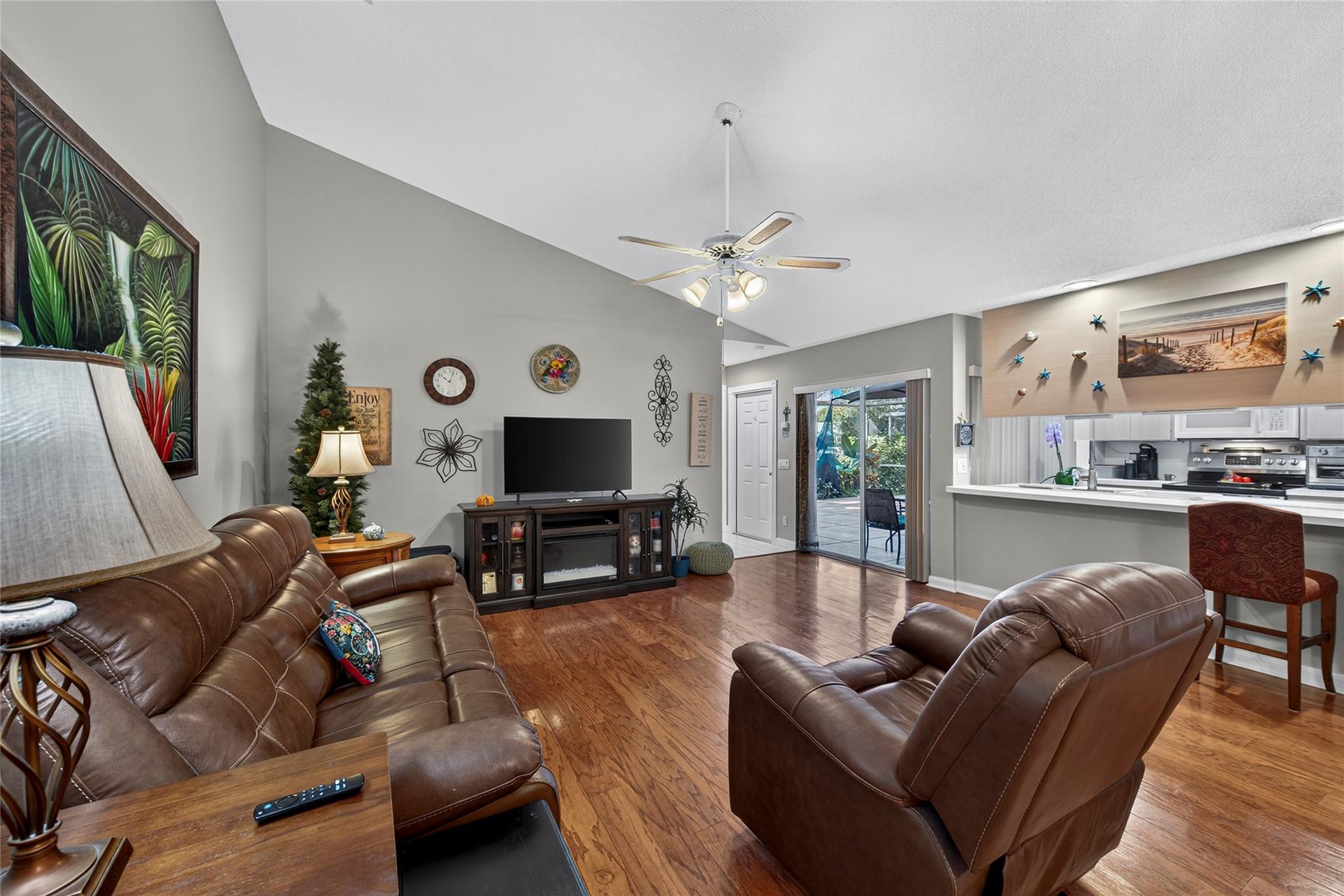 LAKE CATHERINE - Residential