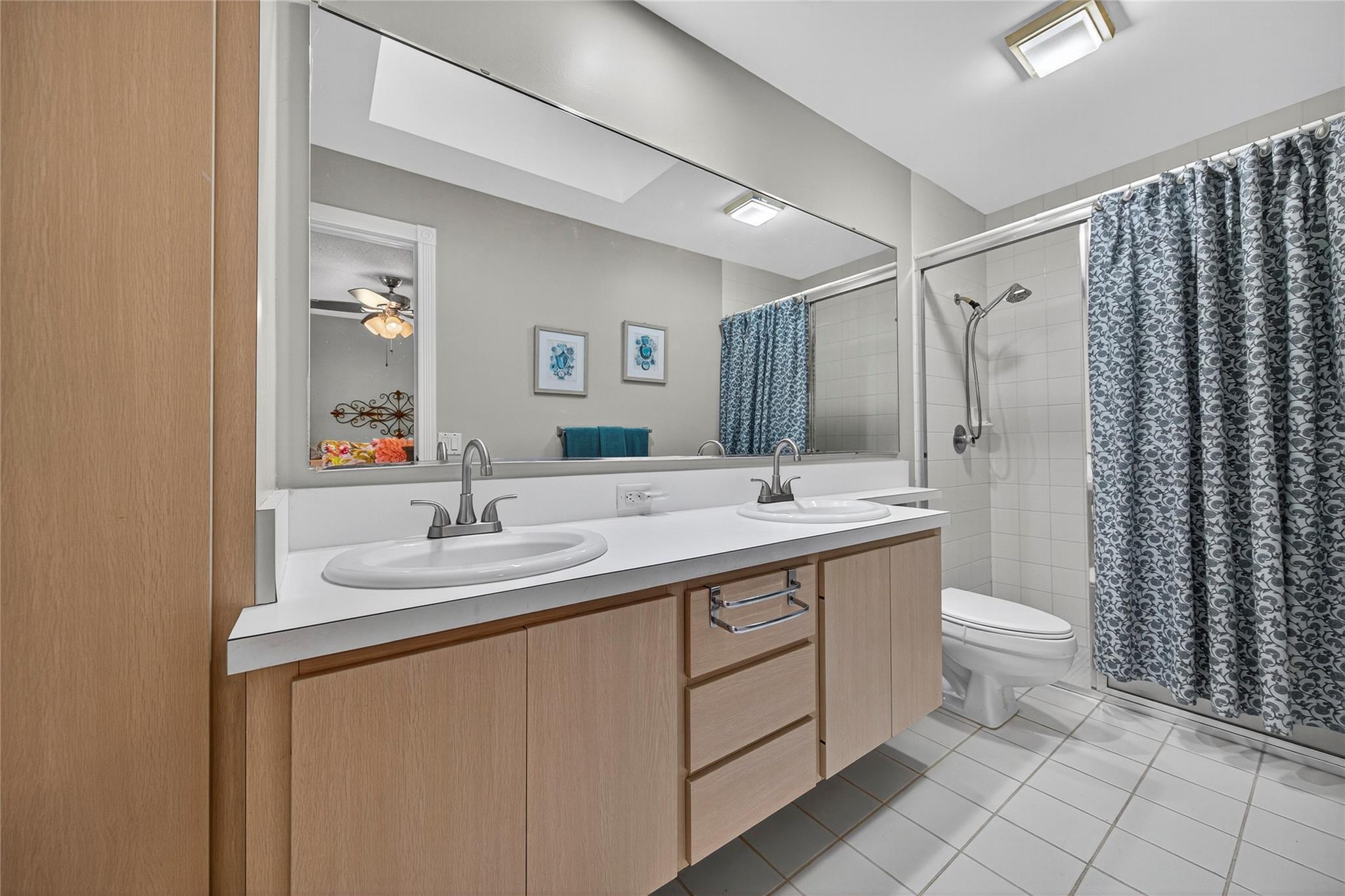 LAKE CATHERINE - Residential