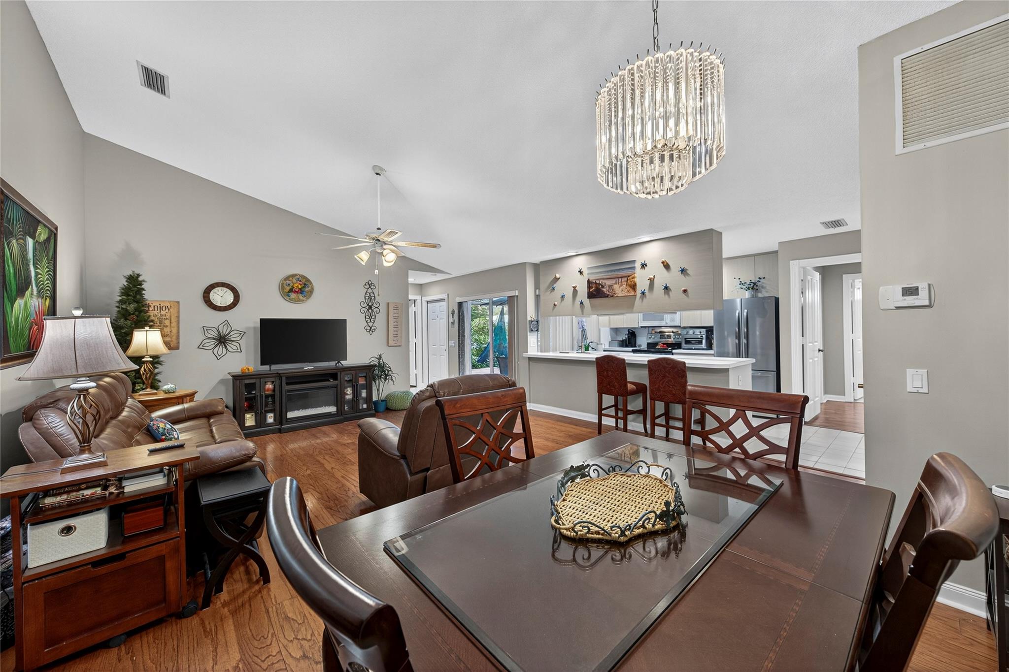 LAKE CATHERINE - Residential