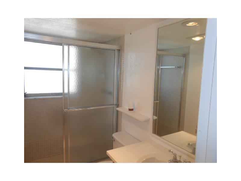 PALM-AIRE COUNTRY CLUB 2 - Residential