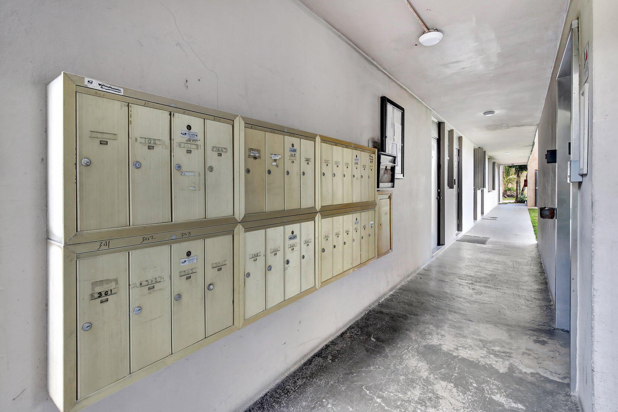 LAKEVIEW SOUTH CONDO - Residential